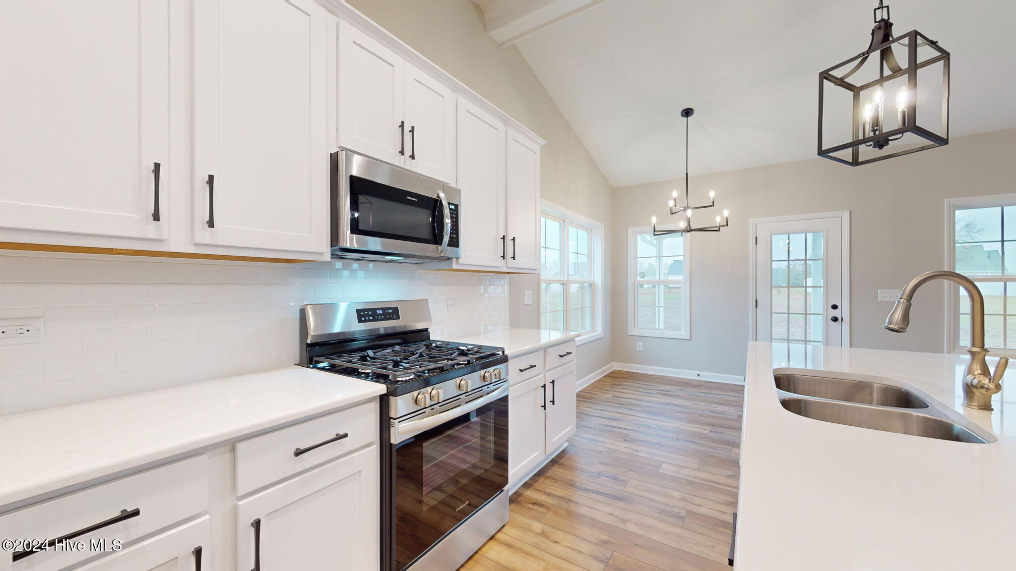 2863 Tucker Hill Drive Property Photo 17