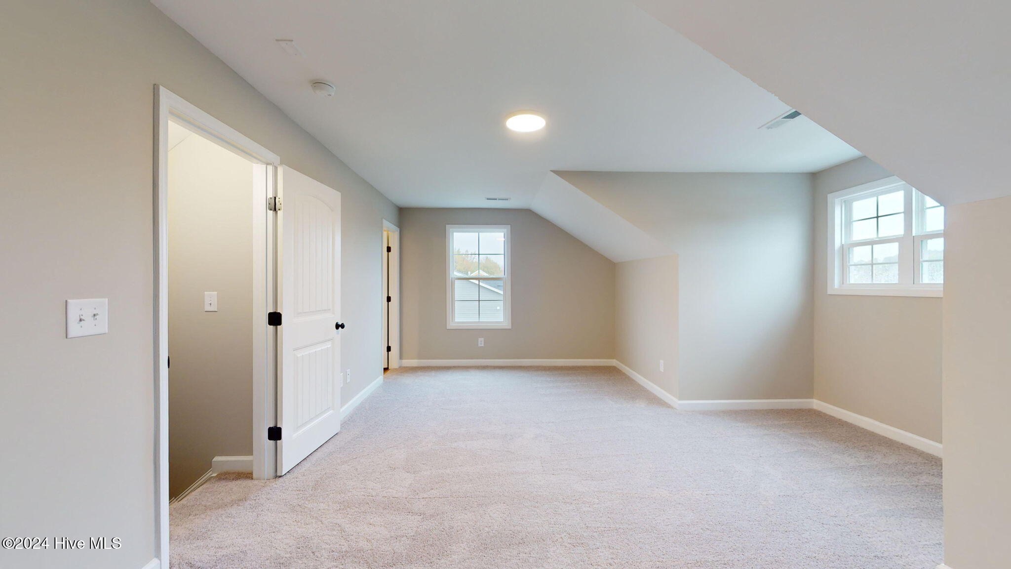 2863 Tucker Hill Drive Property Photo 24