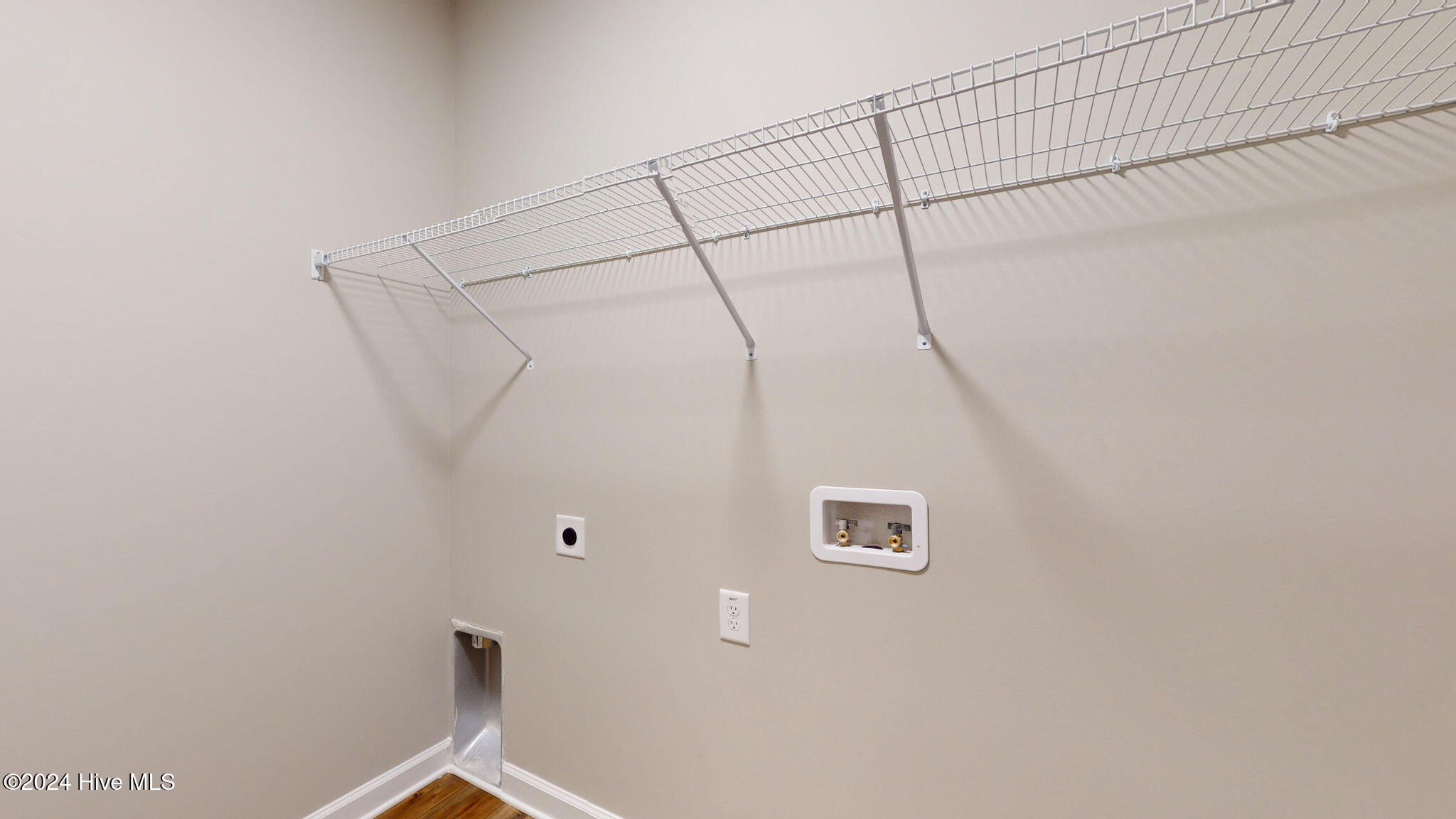2863 Tucker Hill Drive Property Photo 29