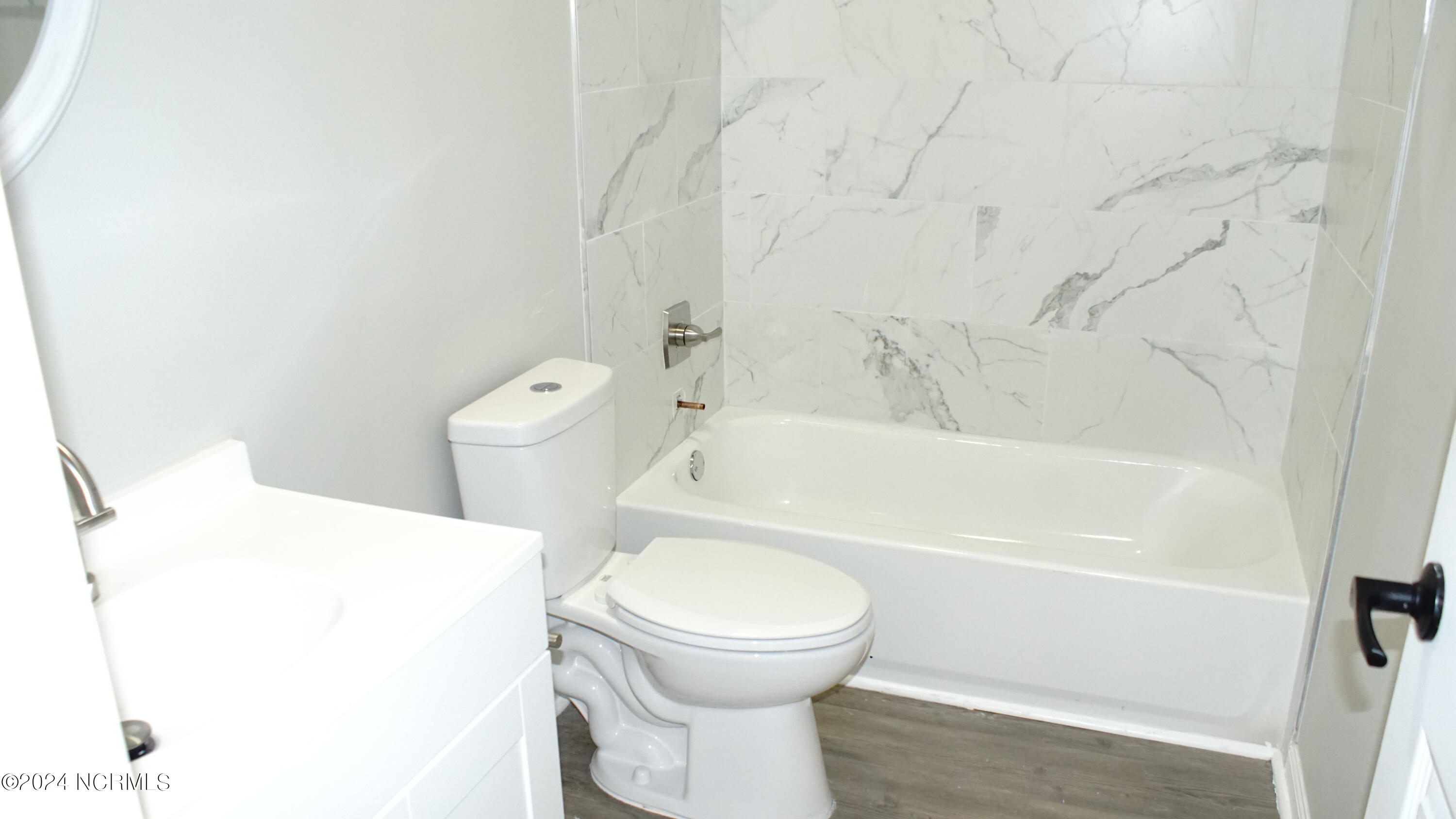 1012 E Highland Avenue Property Photo 14