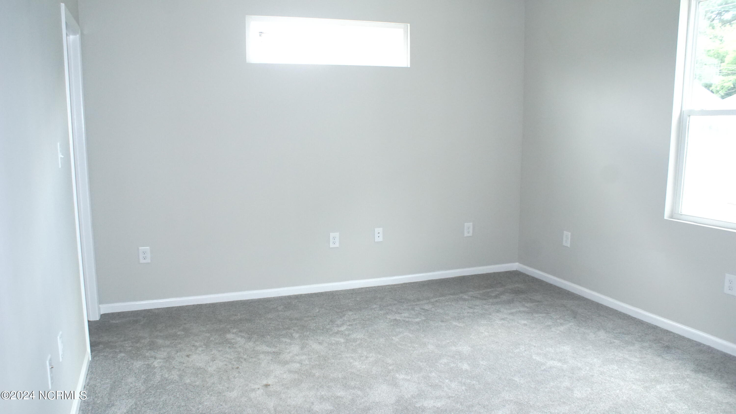 1012 E Highland Avenue Property Photo 16