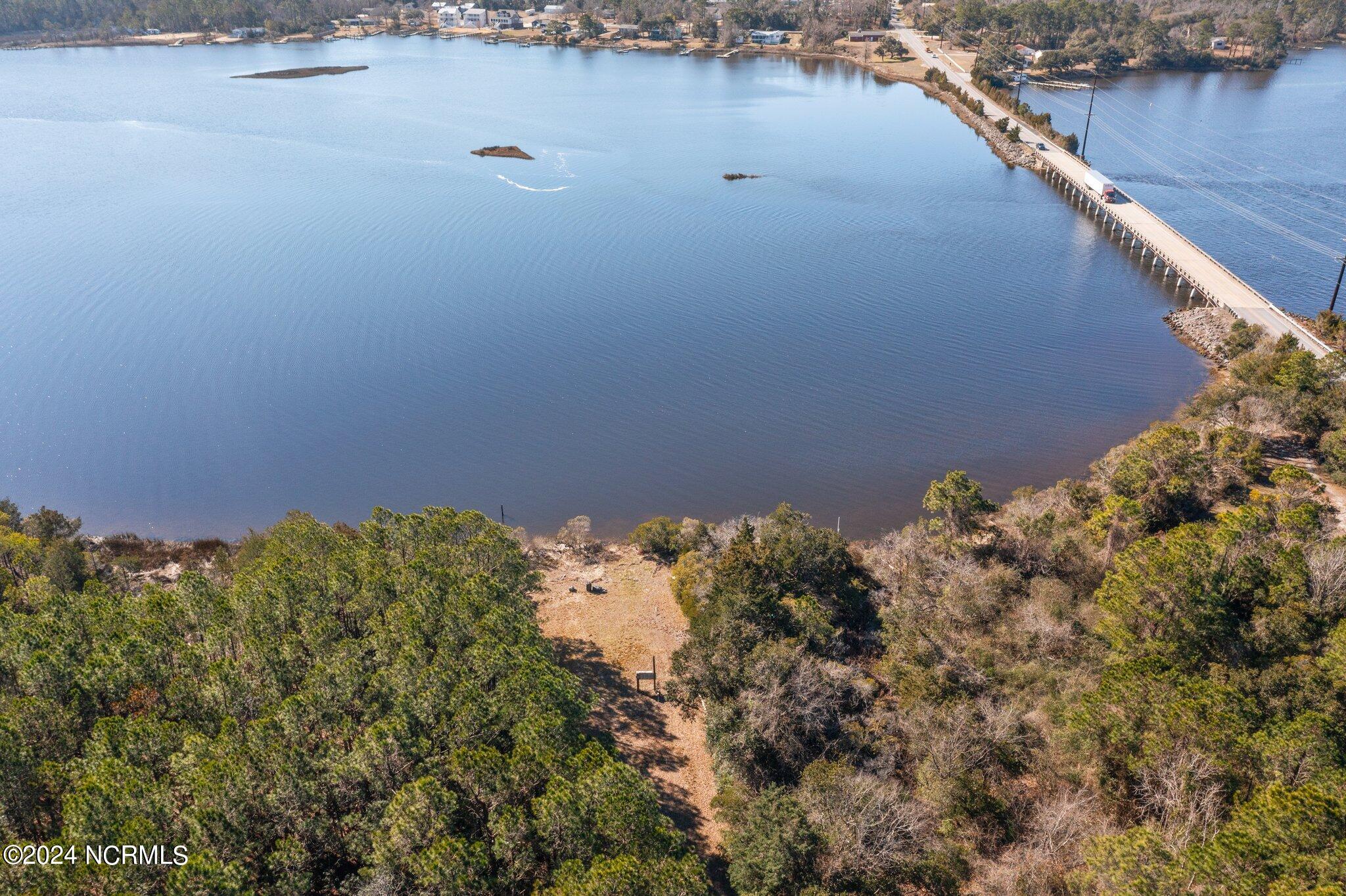 351 Queens Creek Road Property Photo 1