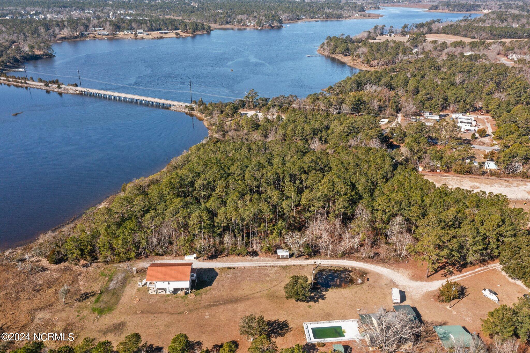 351 Queens Creek Road Property Photo 9