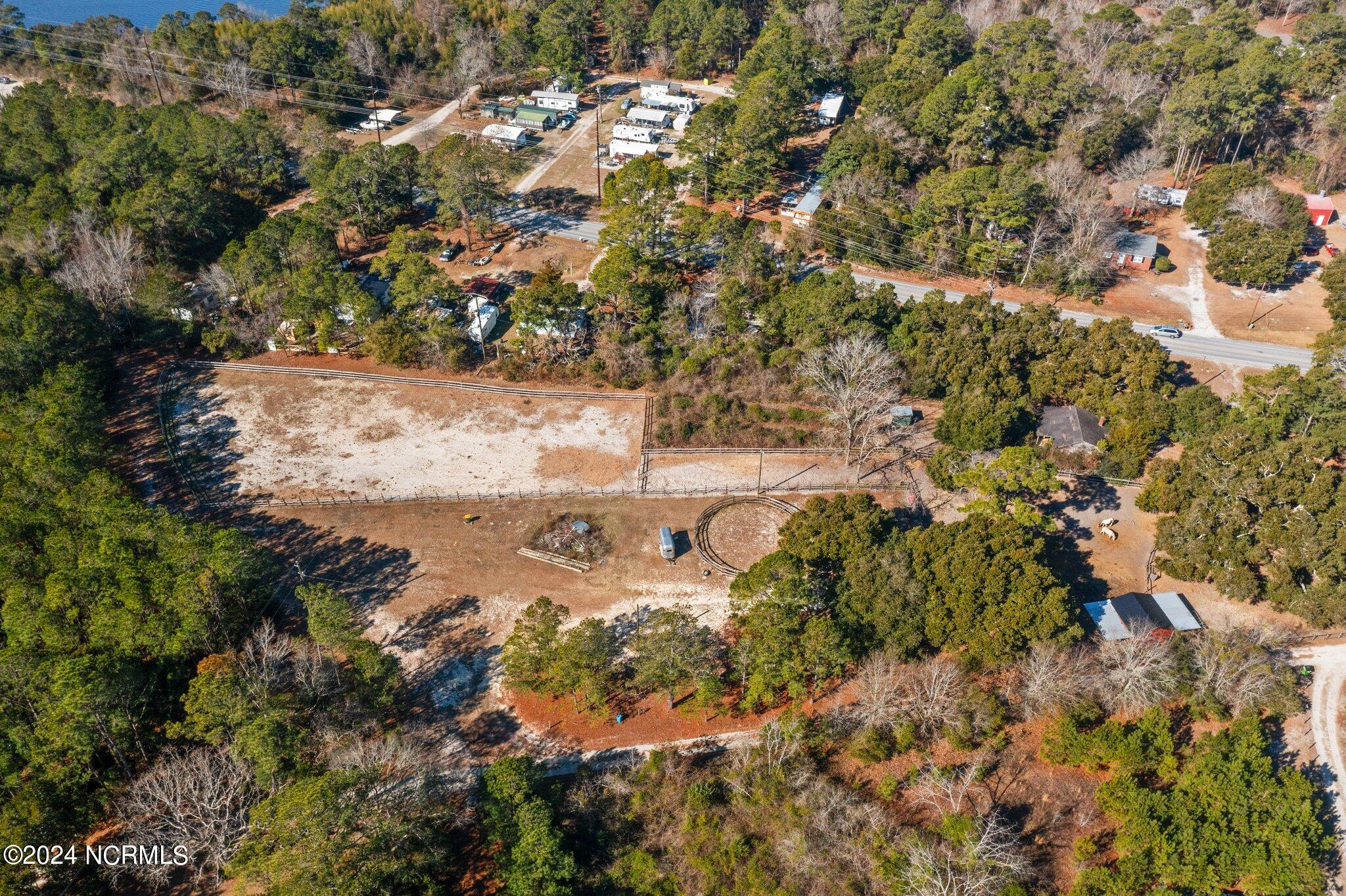 351 Queens Creek Road Property Photo 14