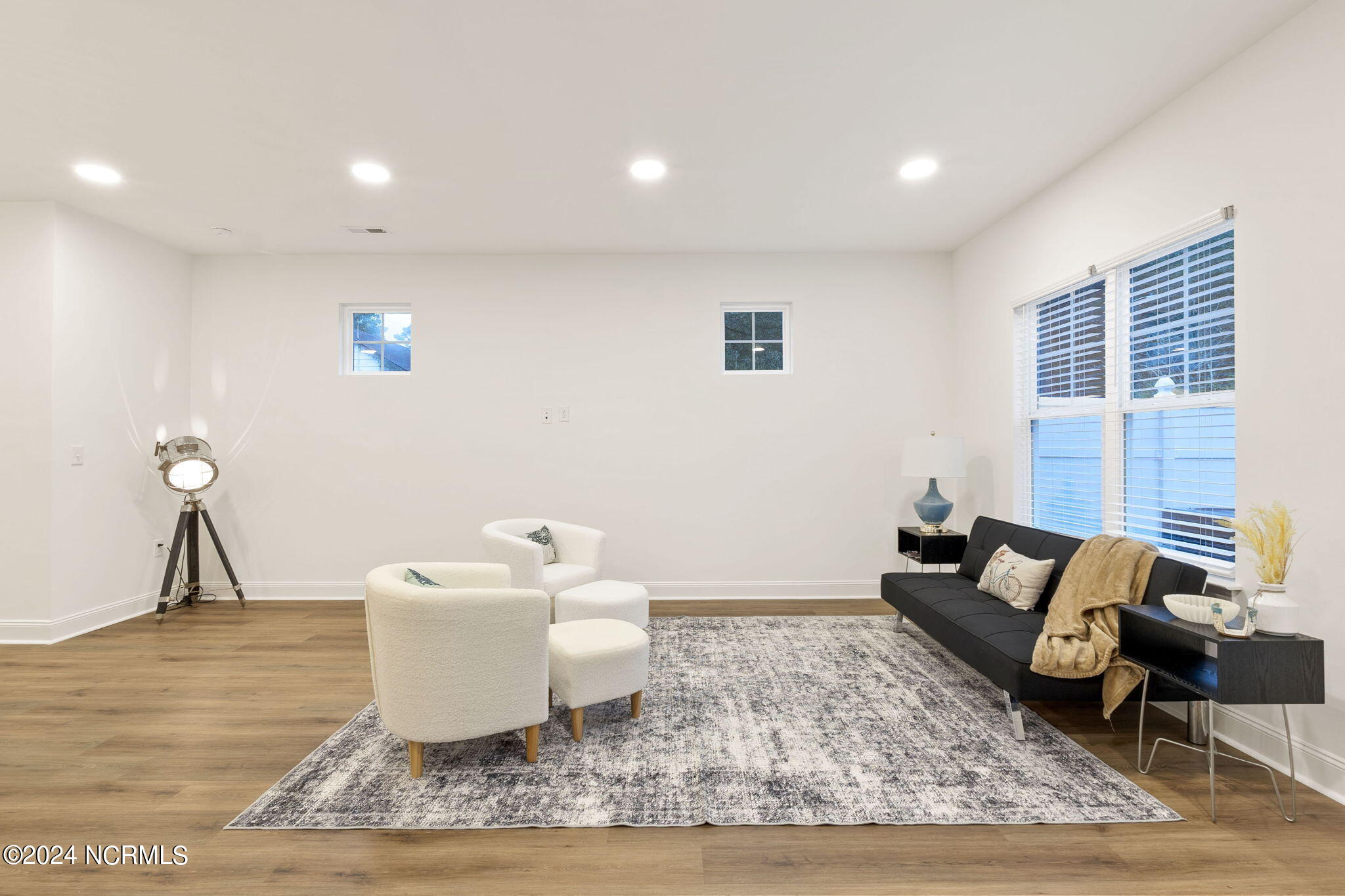 391 James Street Property Photo 16