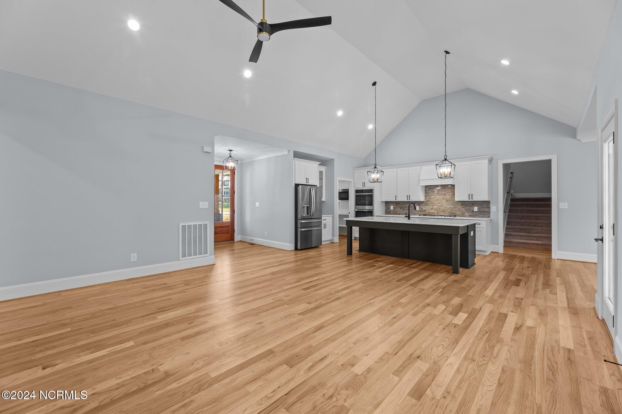 6132 Cultivator Drive Property Photo 6