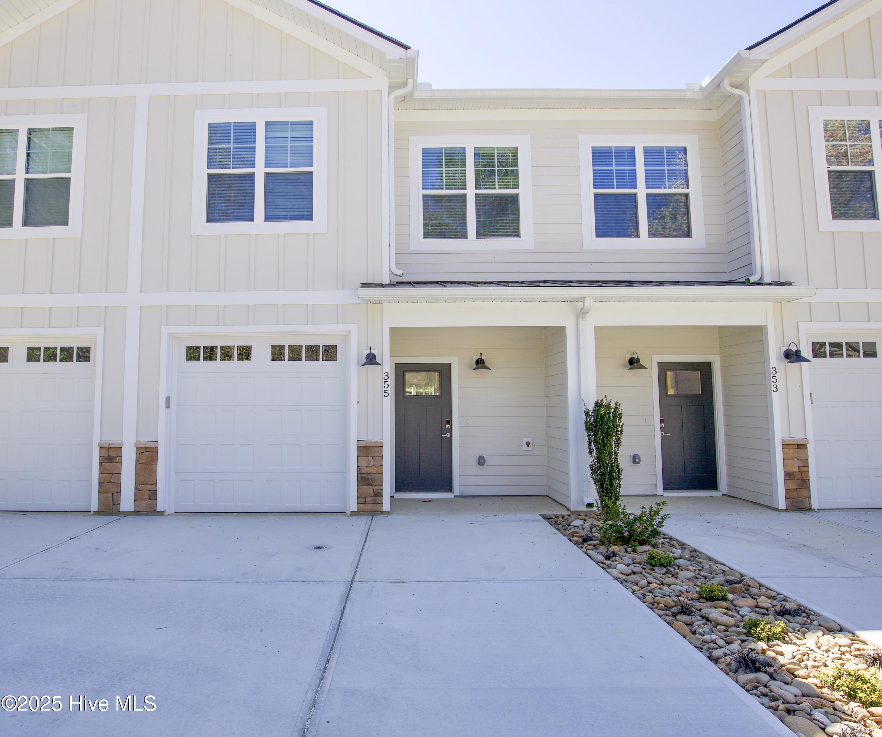 355 James Street Property Photo