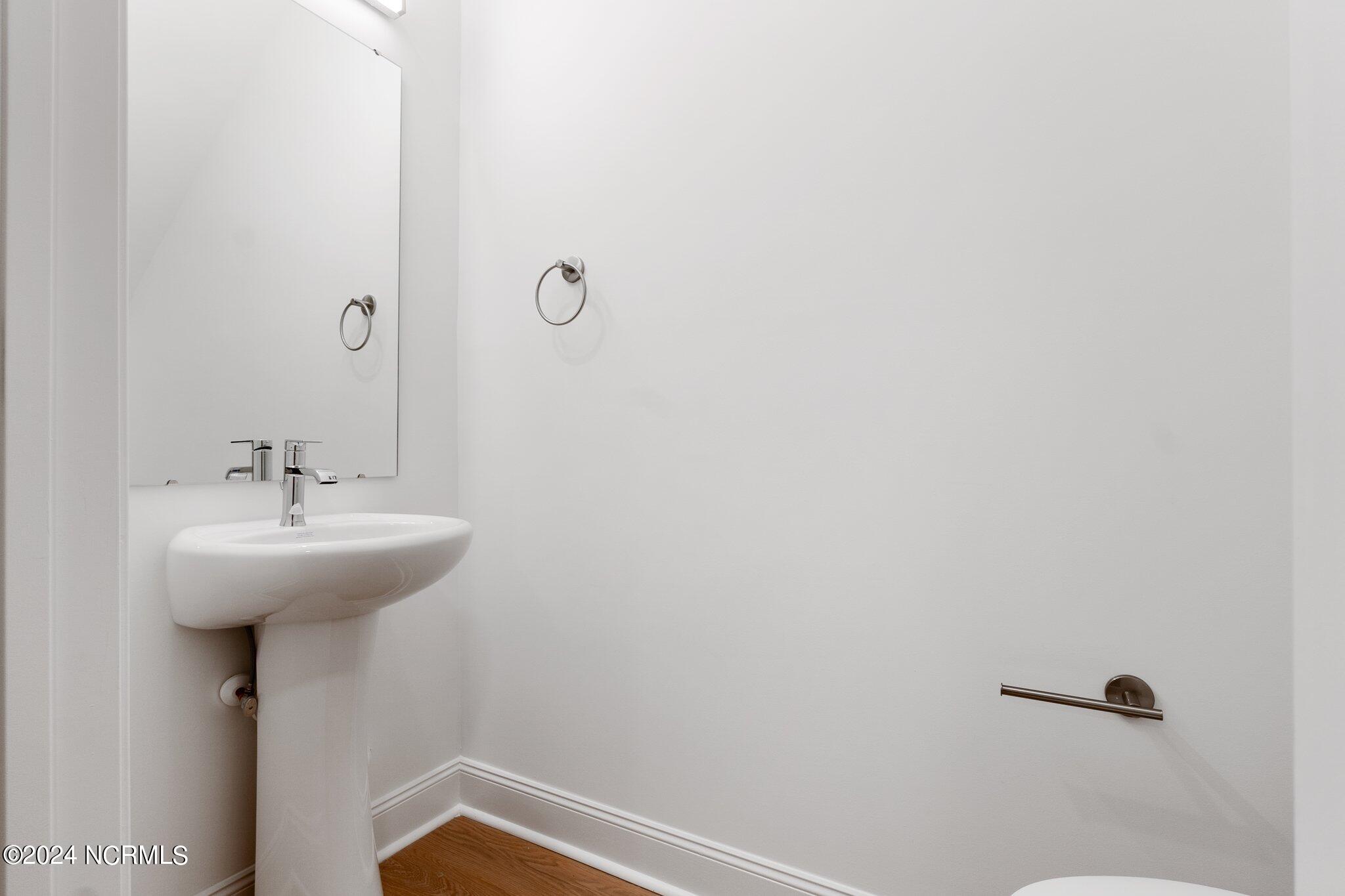 355 James Street Property Photo 11