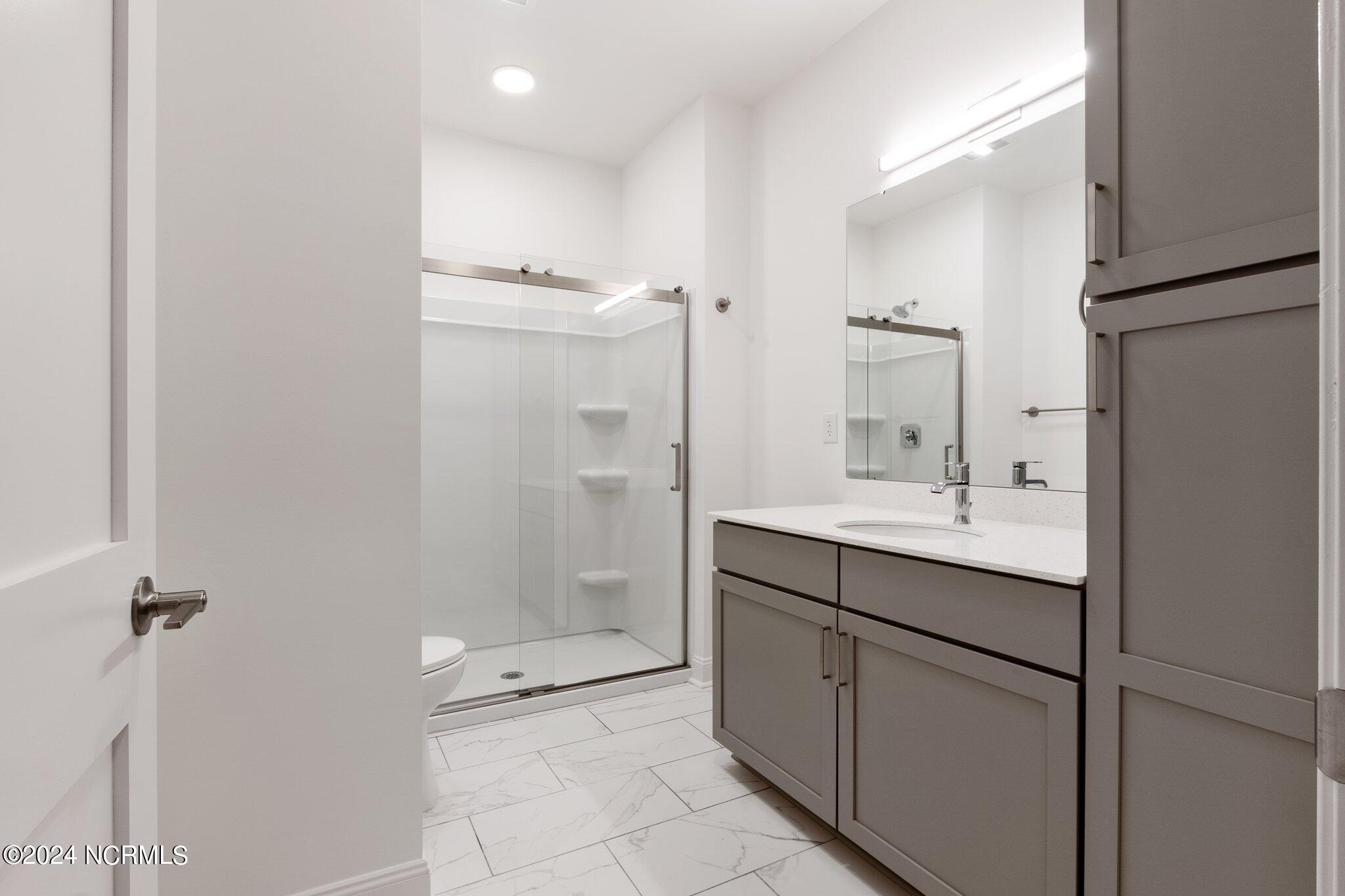 355 James Street Property Photo 16