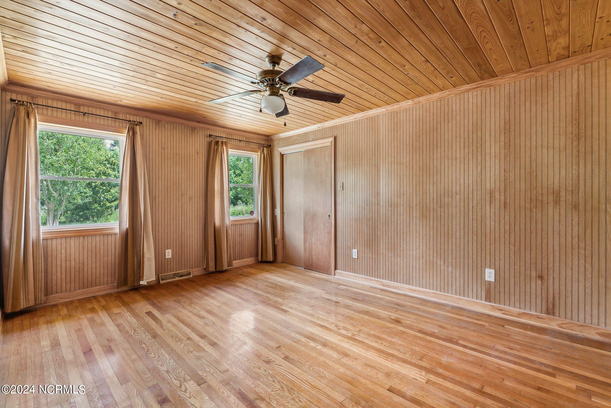 215 Sheriff Watson Road Property Photo 18