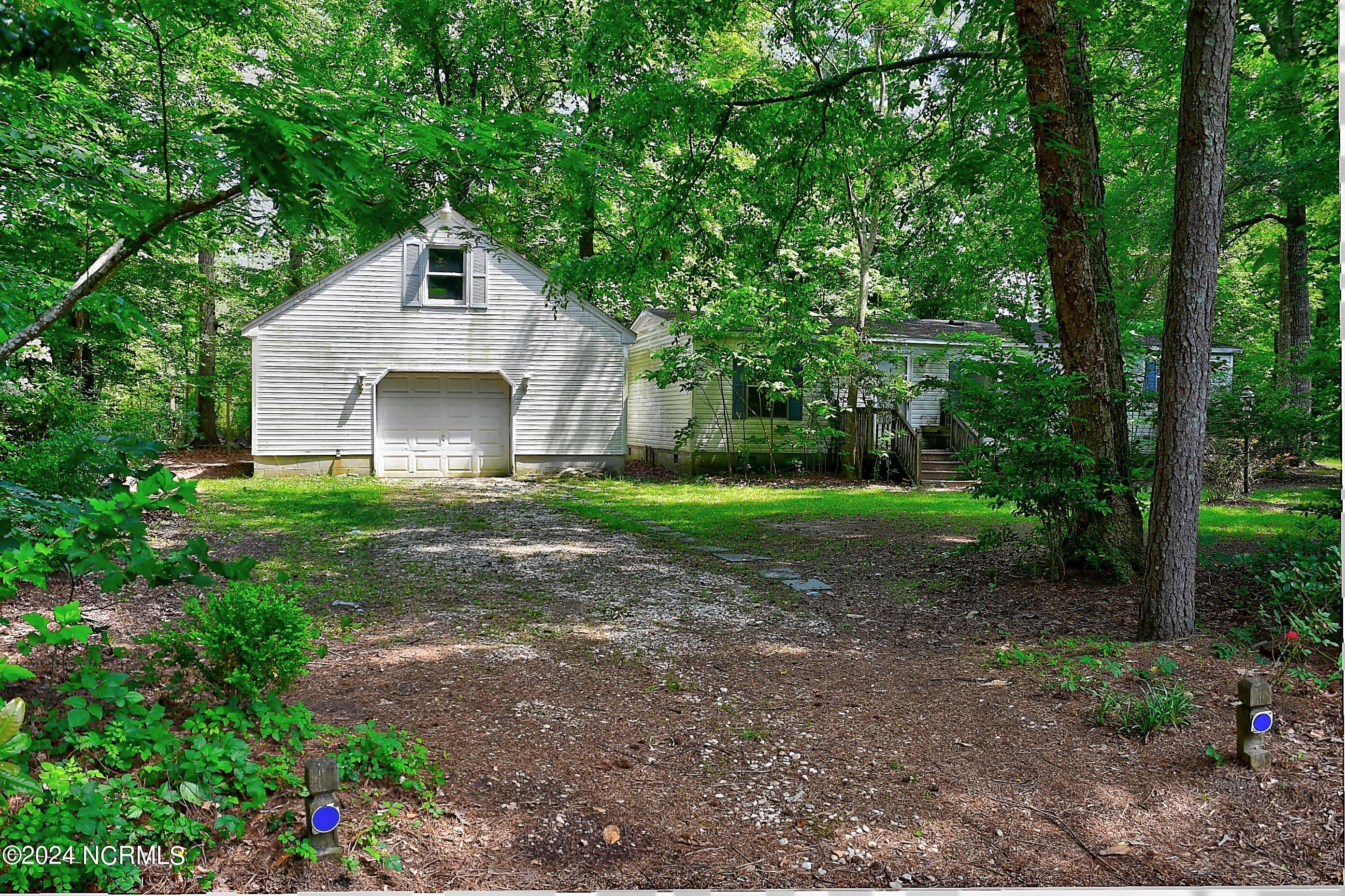 224 Newbern Drive Property Photo 3