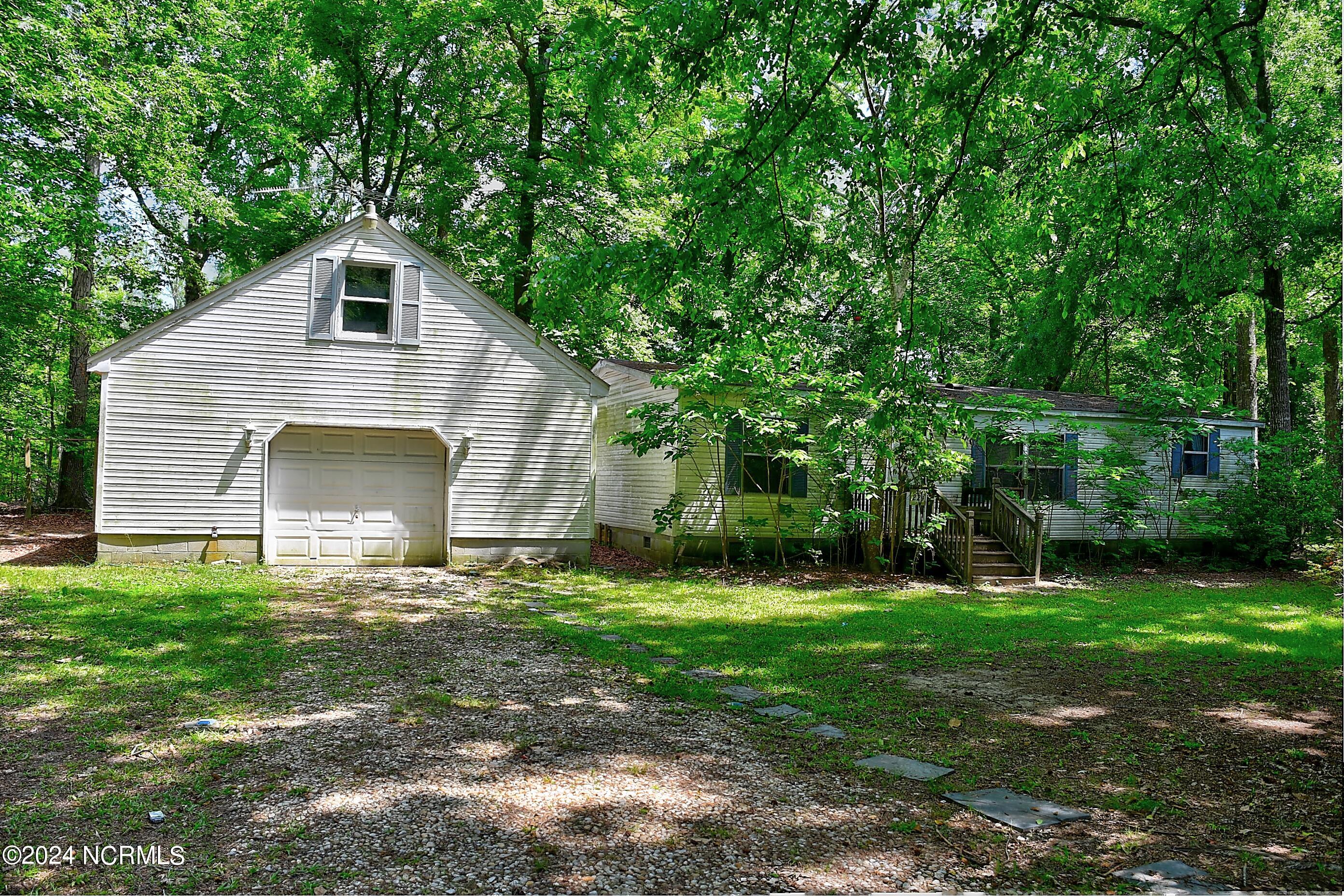 224 Newbern Drive Property Photo 5