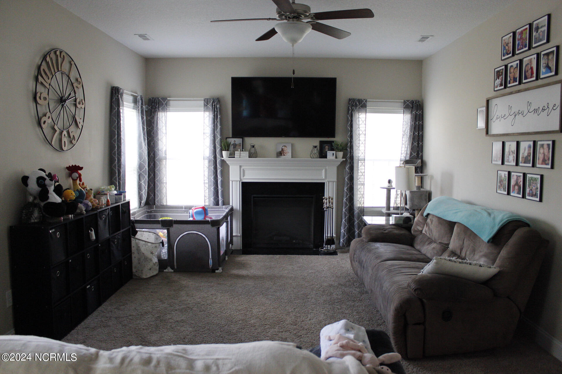 206 Messenger Court Property Photo 7