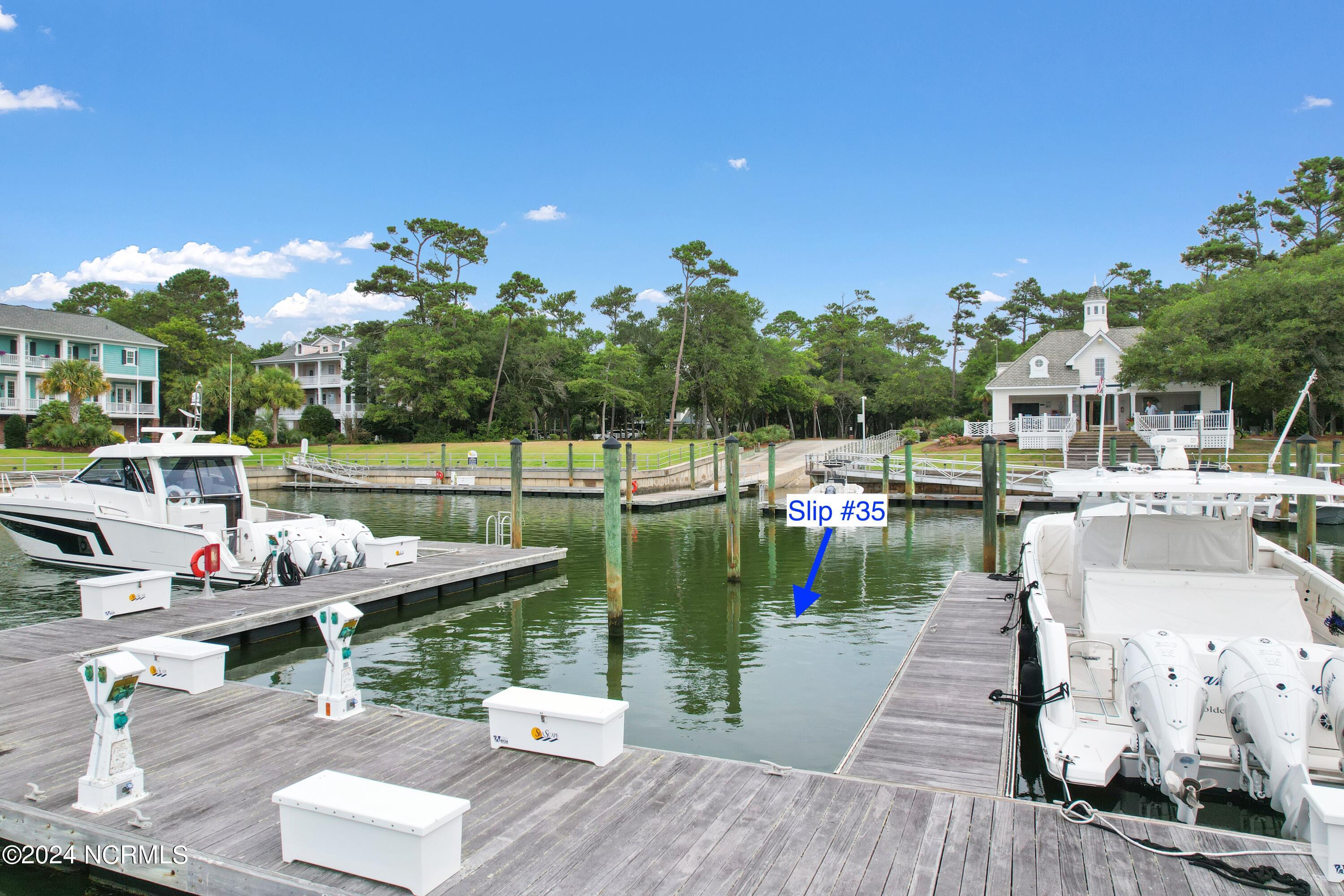 Slip 35 Seascape Marina Property Photo 4