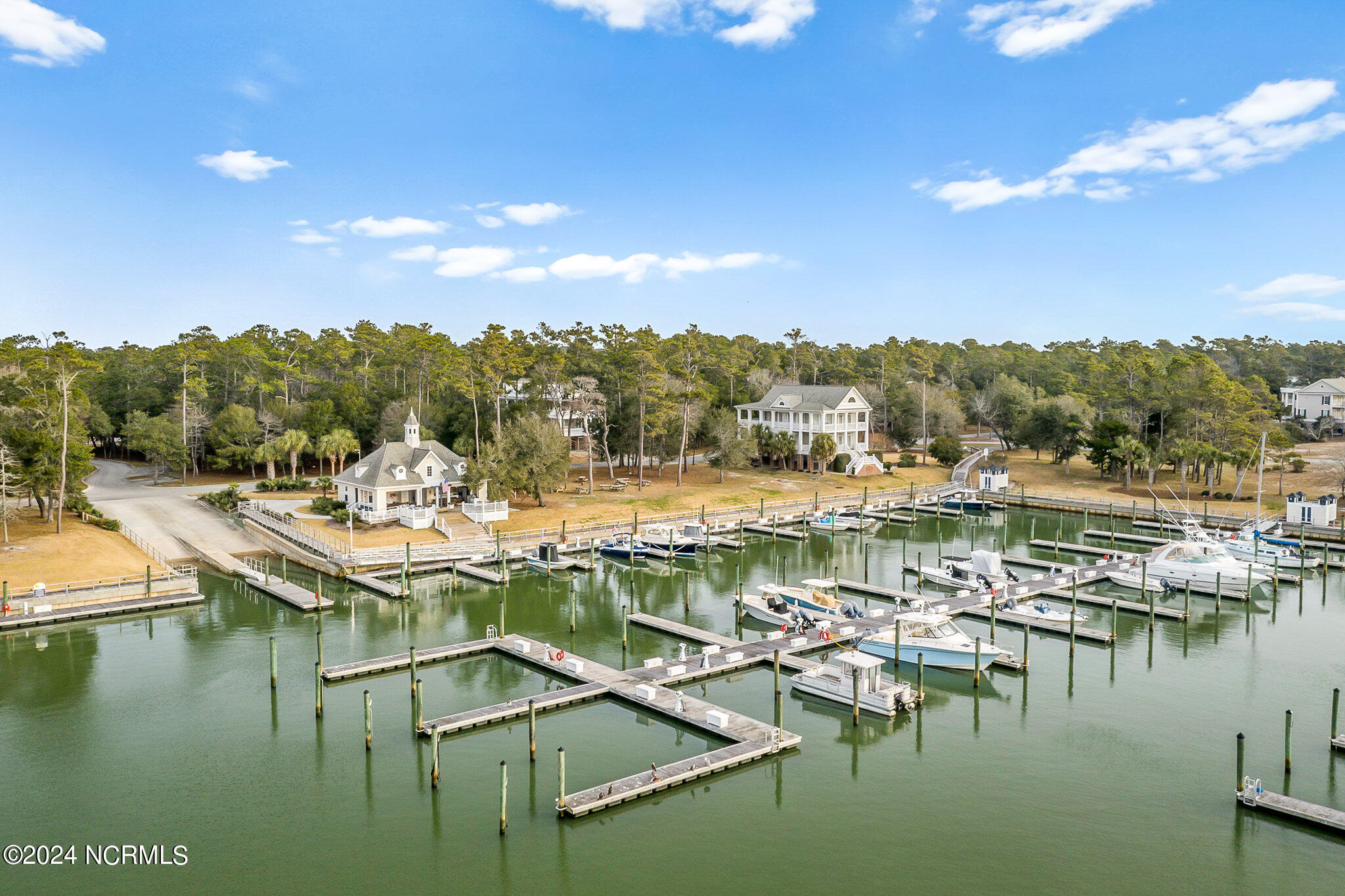 Slip 35 Seascape Marina Property Photo 21