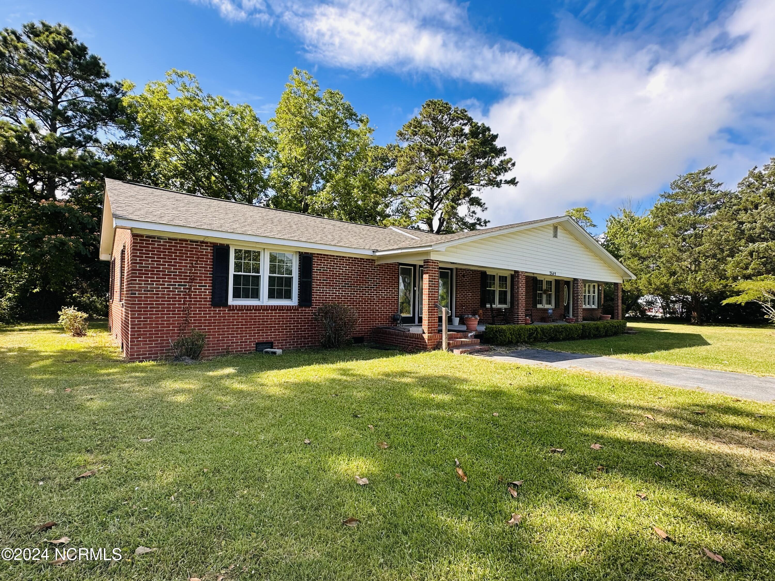 2649 Highway 70 Property Photo 1