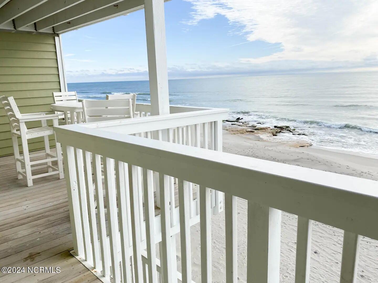 2120 Surfrider Court Property Photo 7
