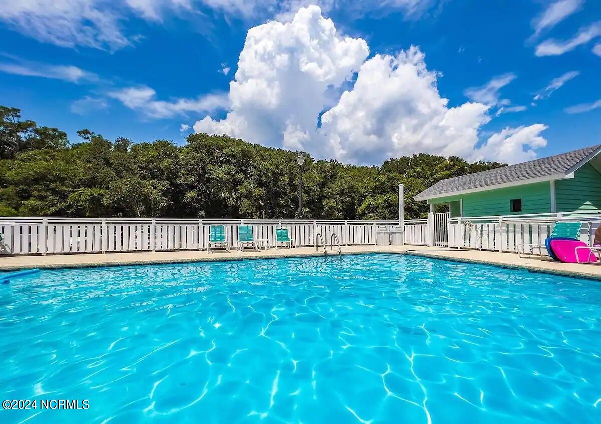 2120 Surfrider Court Property Photo 8