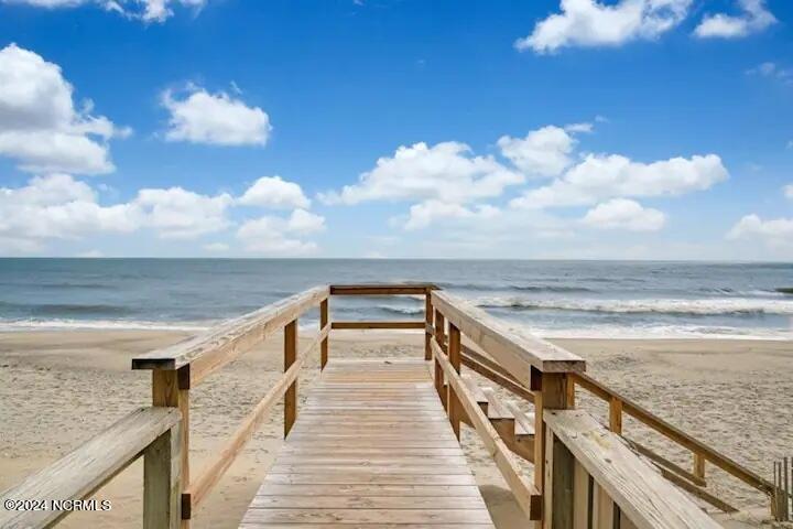 2120 Surfrider Court Property Photo 16