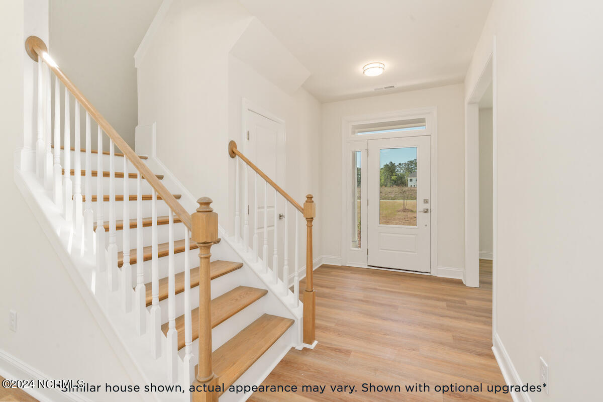 481 Grandview Drive Property Photo 8