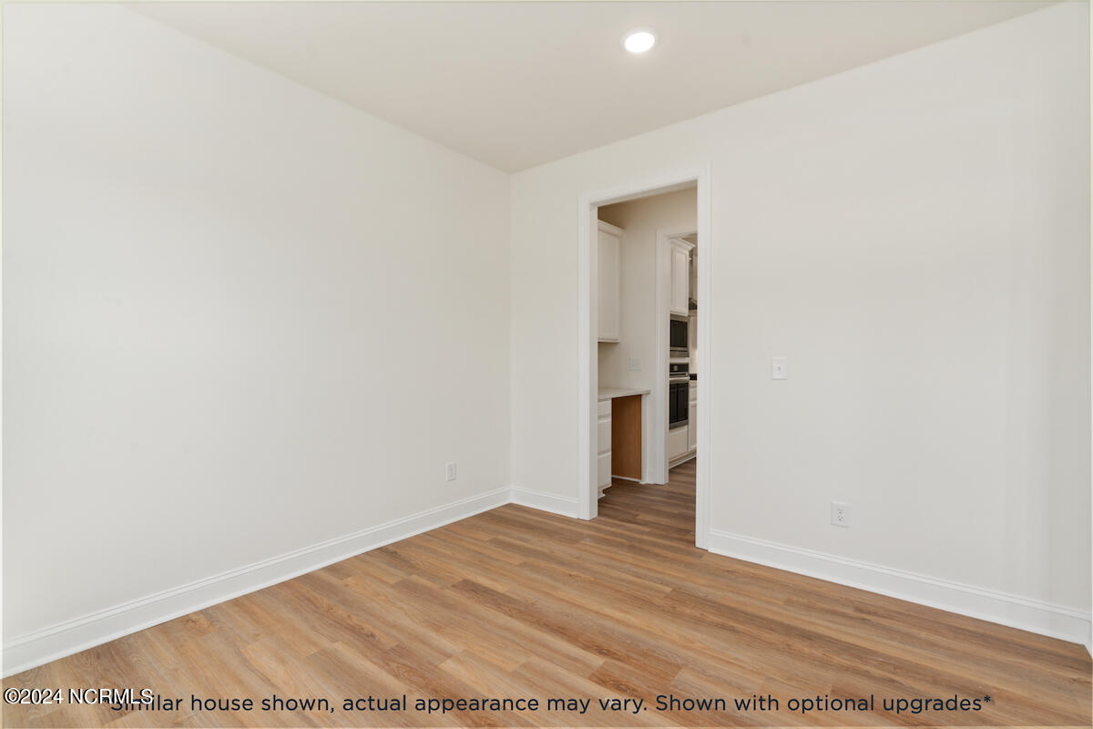 481 Grandview Drive Property Photo 20