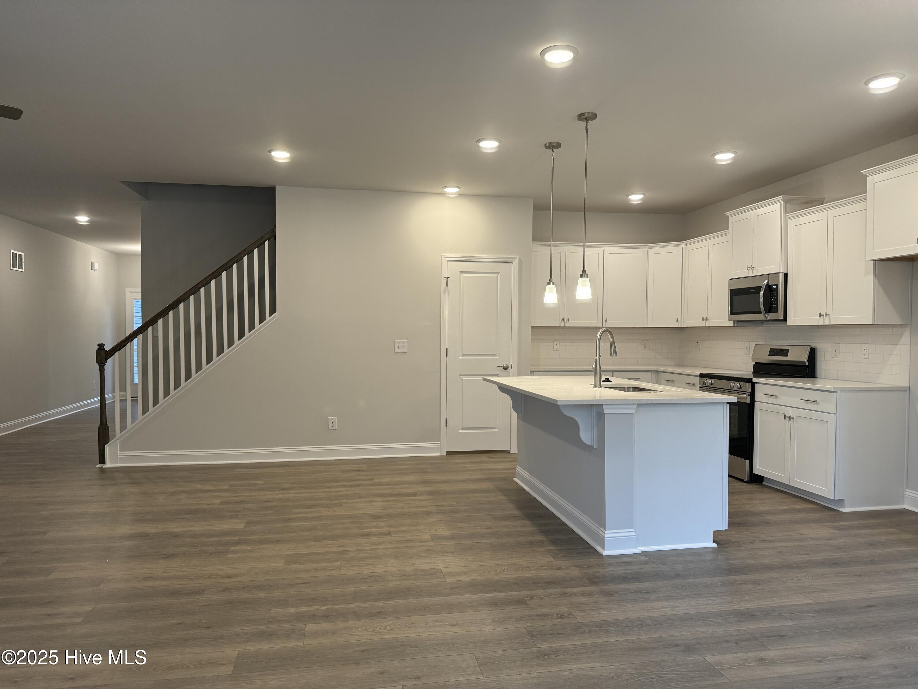 603 Central Park Way Property Photo 13