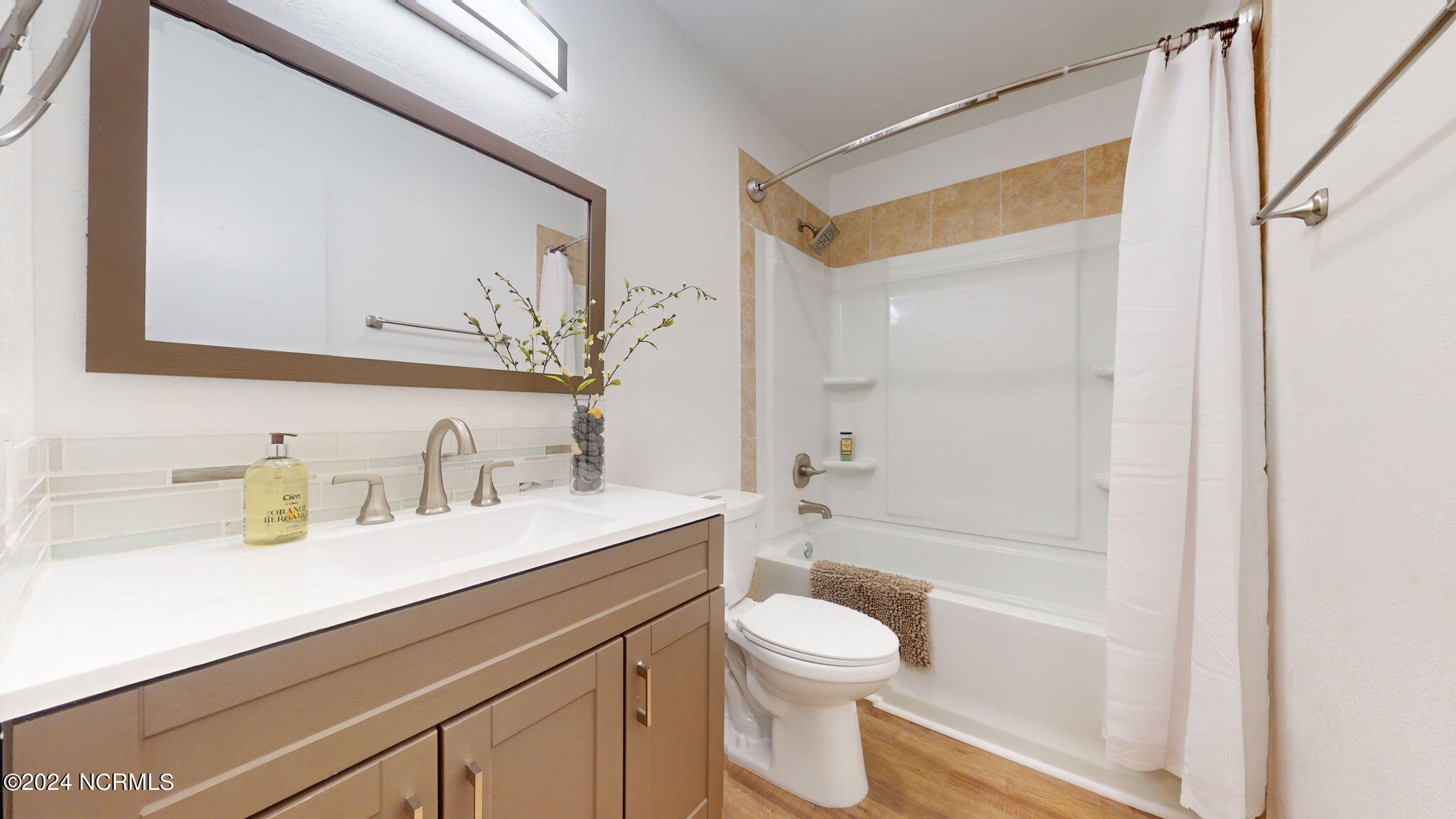 131 Silver Leaf Drive Property Photo 12