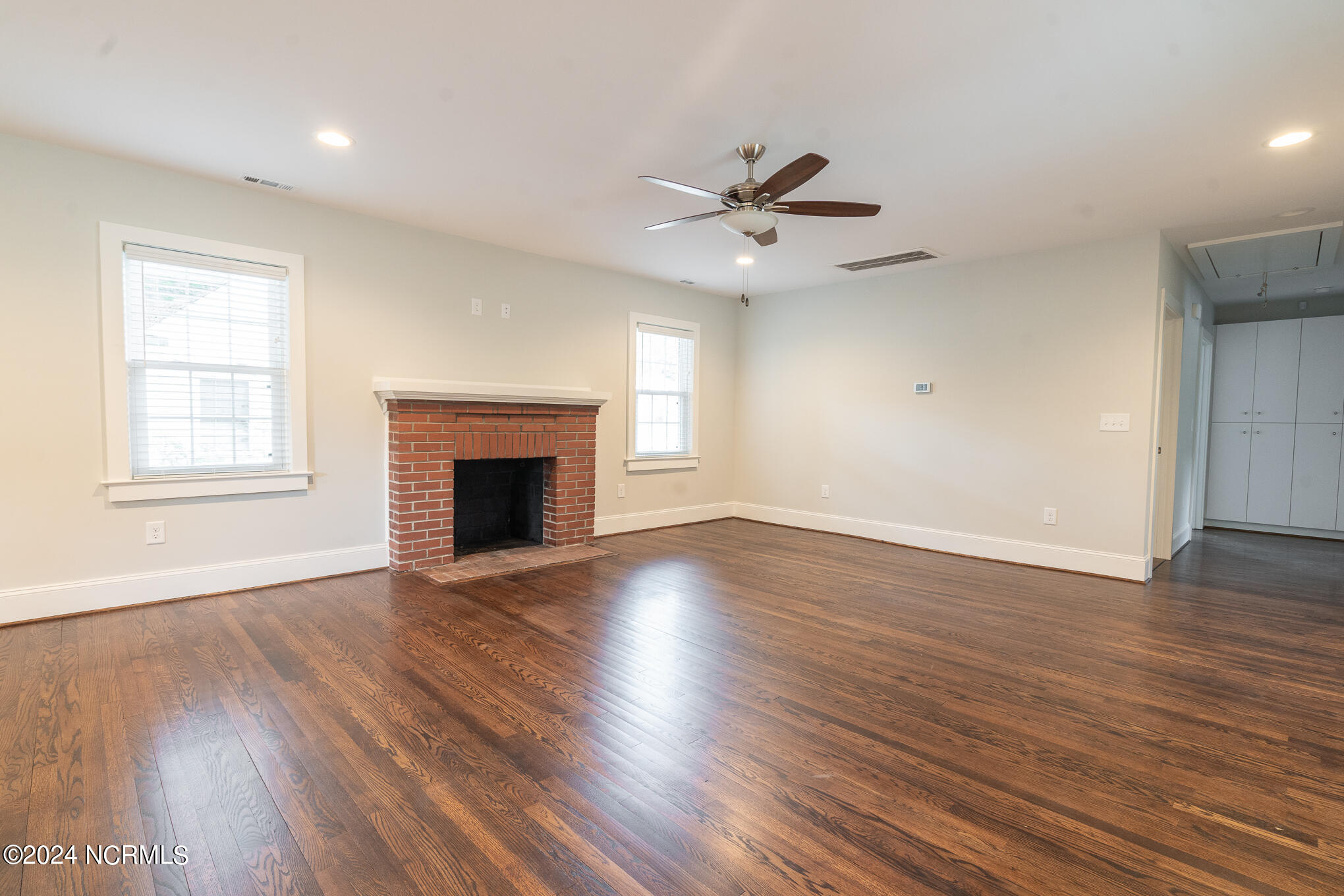 419 W Burnette Avenue Property Photo 13