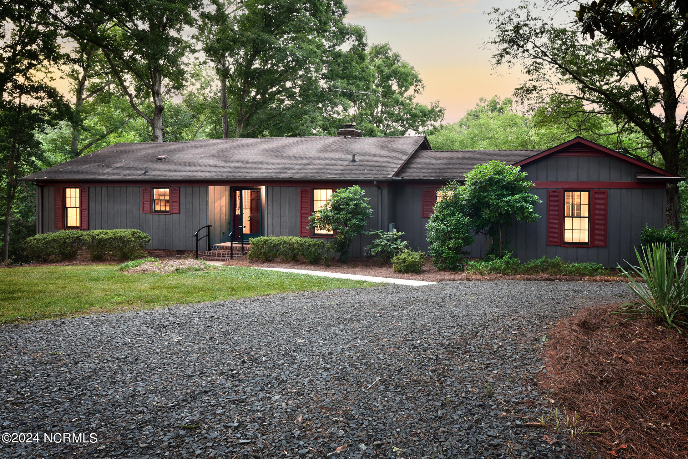 165 Clearview Point Drive Property Photo