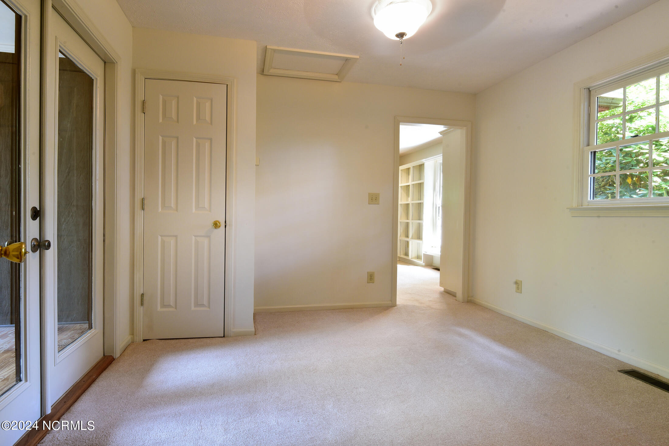 165 Clearview Point Drive Property Photo 21