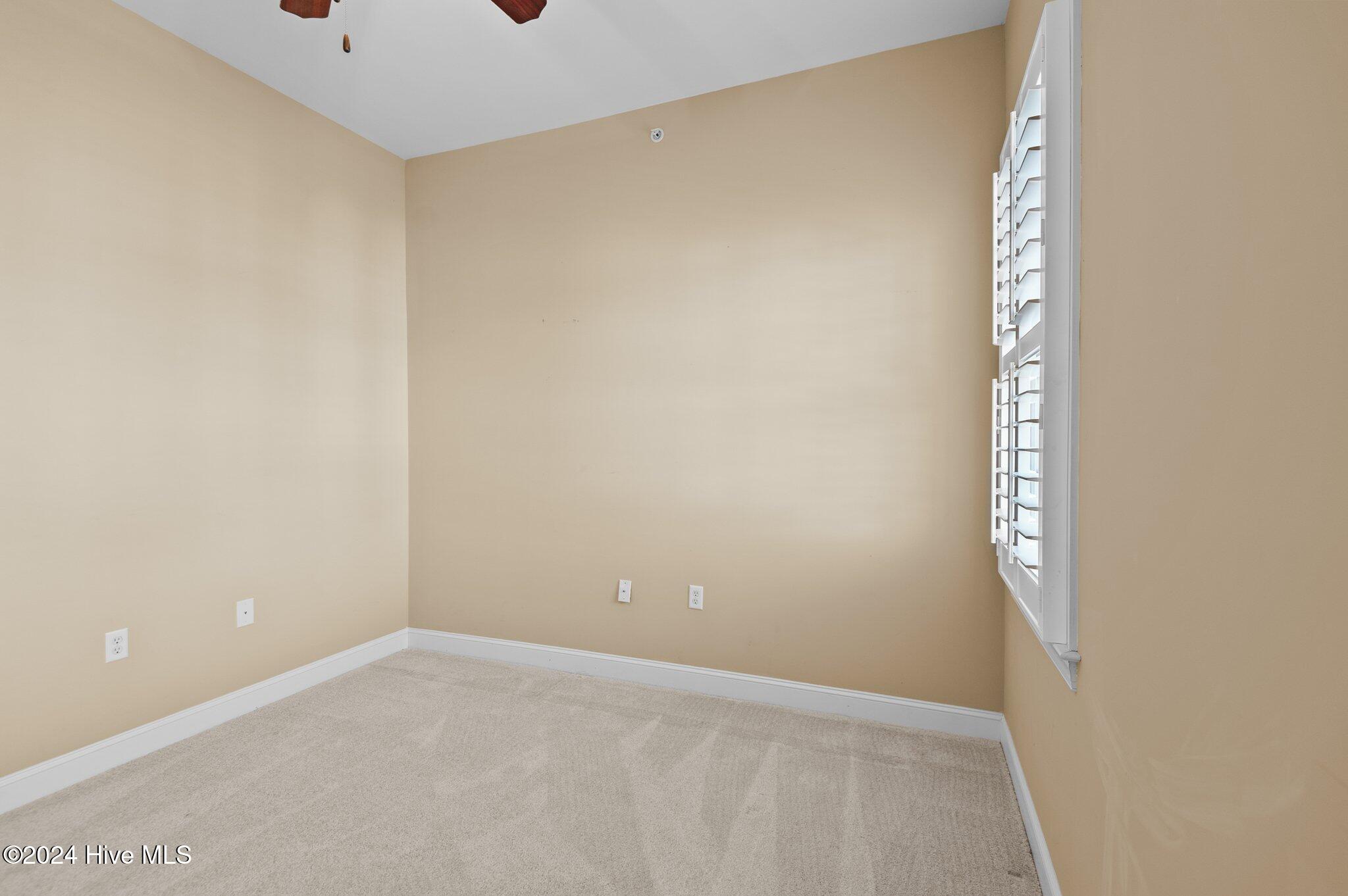 425 W Main Street 303 Property Photo 31