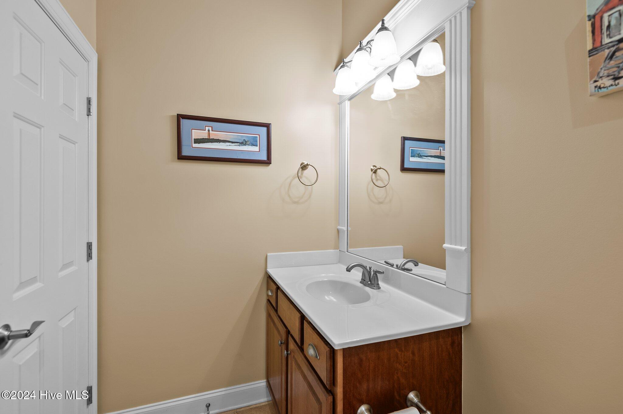425 W Main Street 303 Property Photo 38