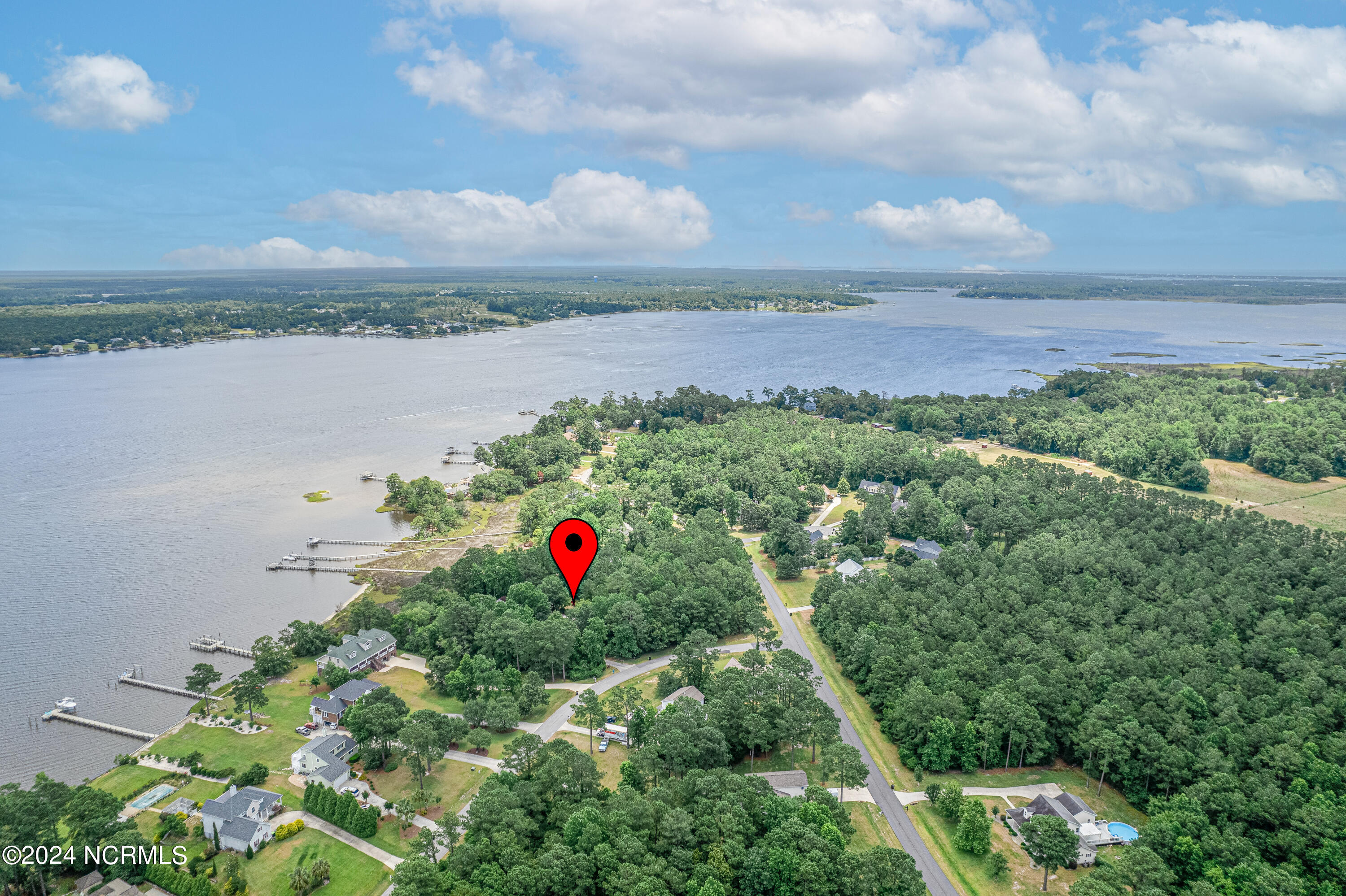 104 Line Boat Lane Property Photo 3