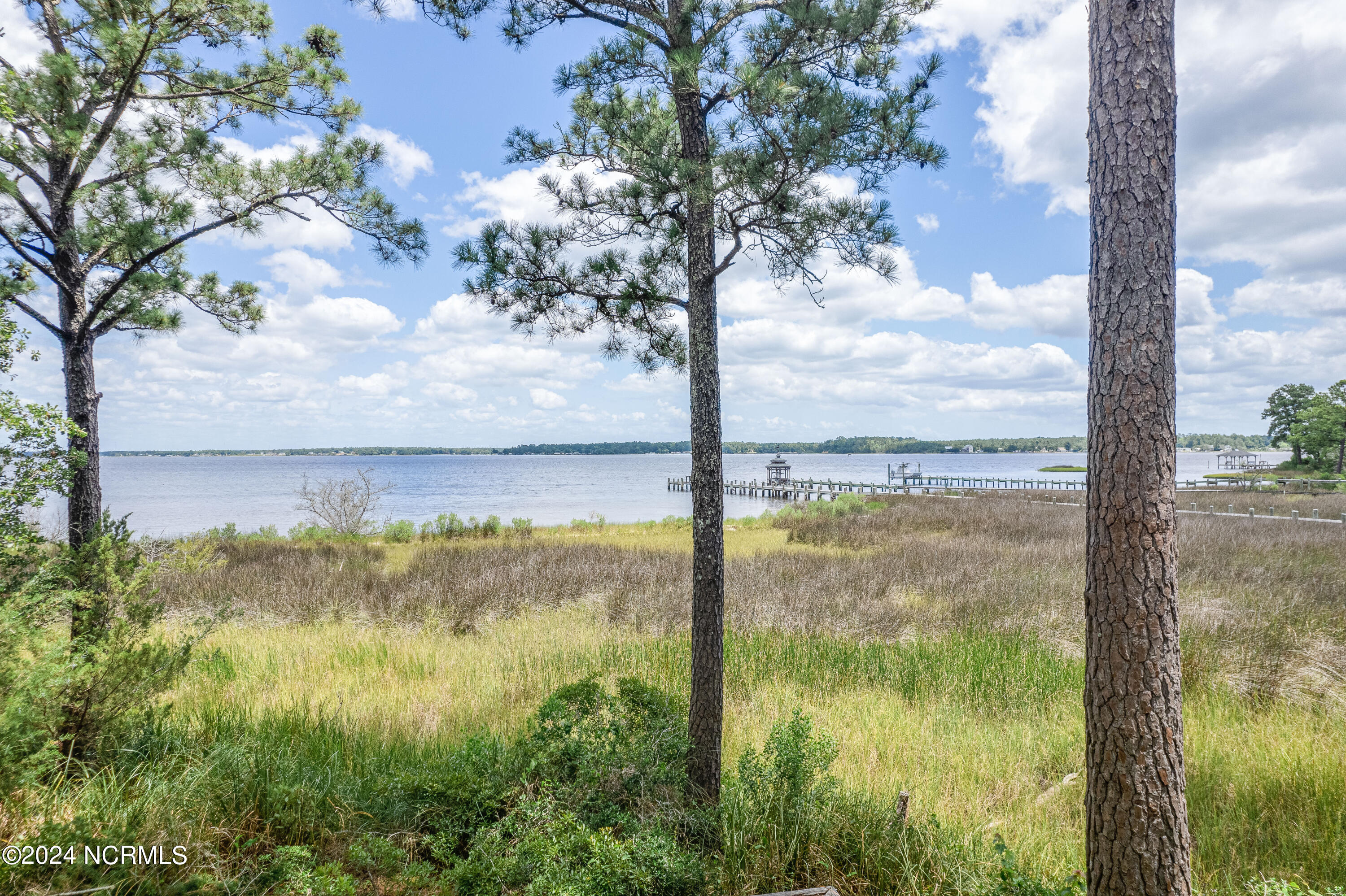 104 Line Boat Lane Property Photo 5
