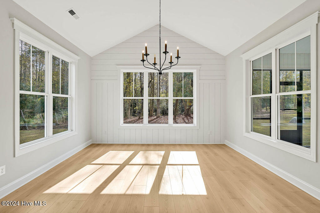 10891 Ashton Road Property Photo 12