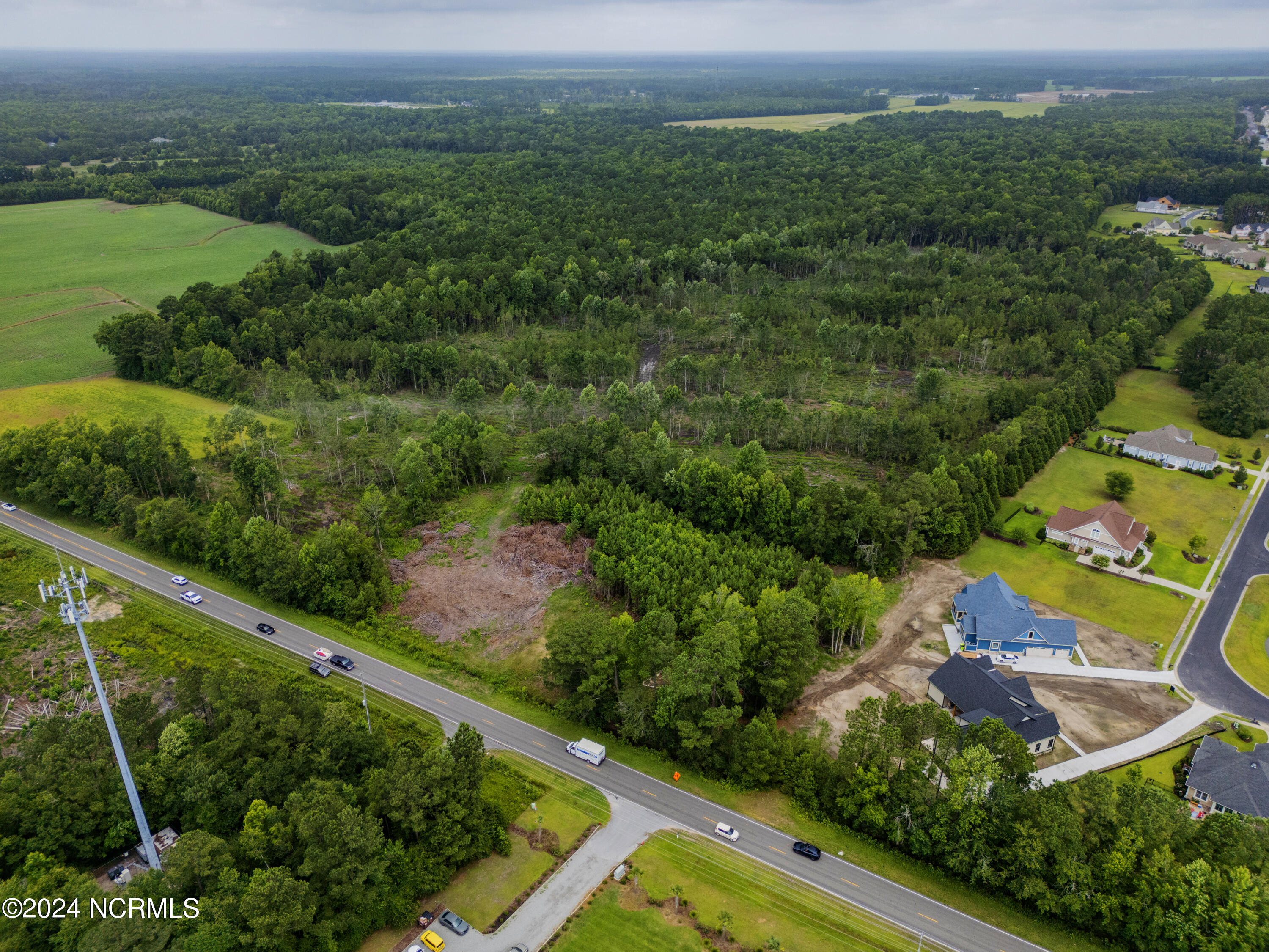 38 Ac Near Hickman Road