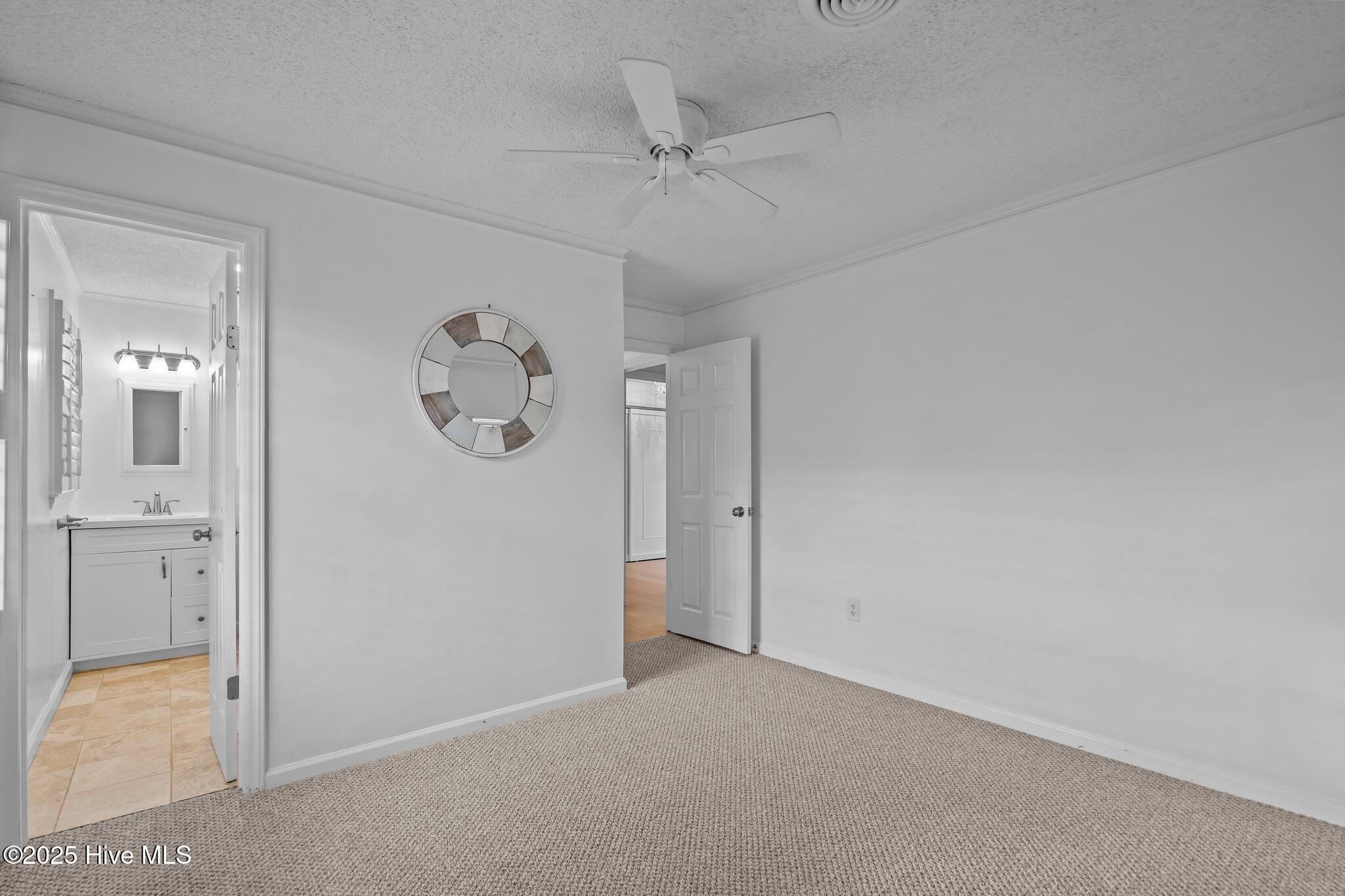 909 Canal Drive Property Photo 36