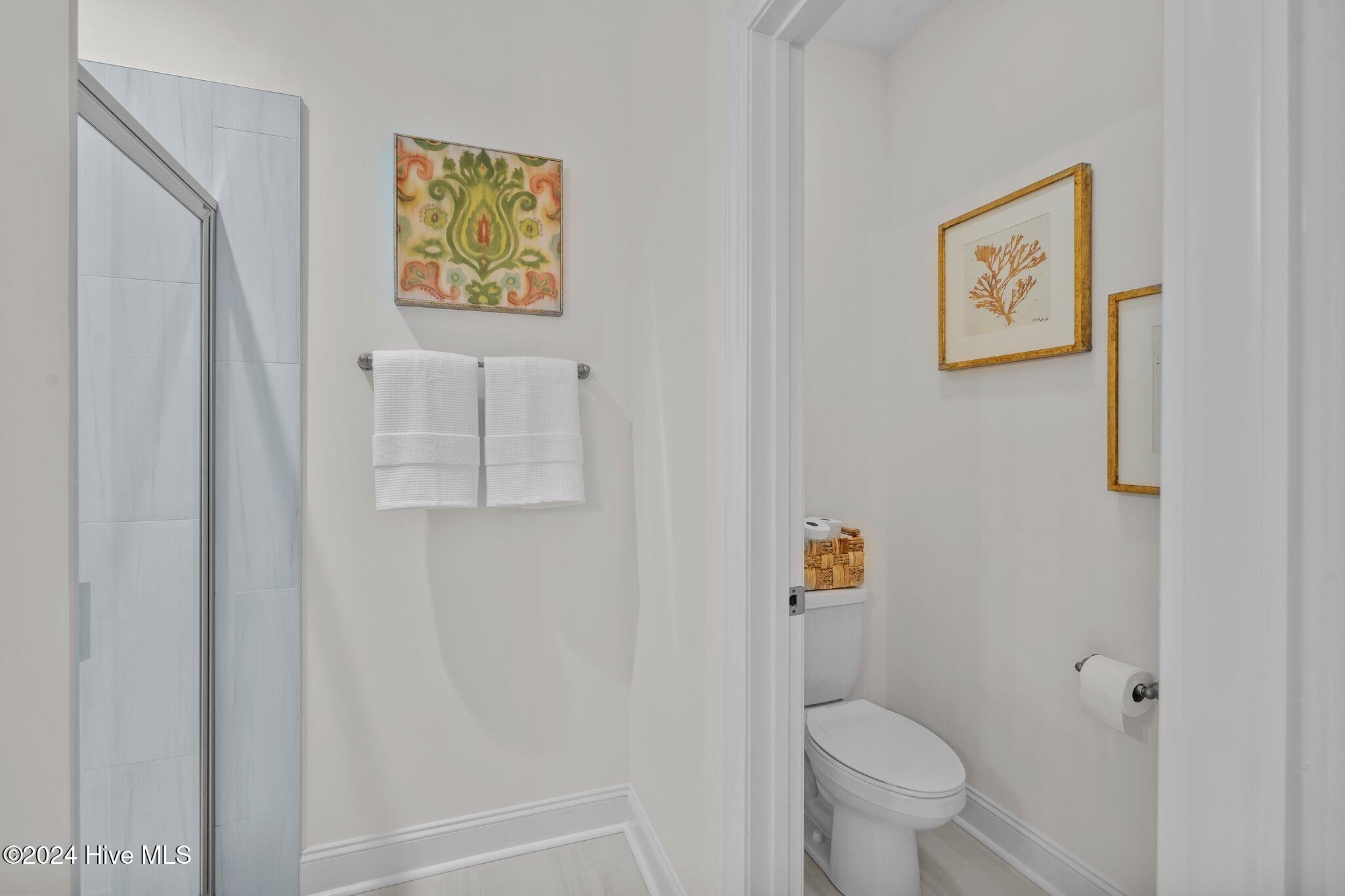 2201 Dartford Drive A Property Photo 13