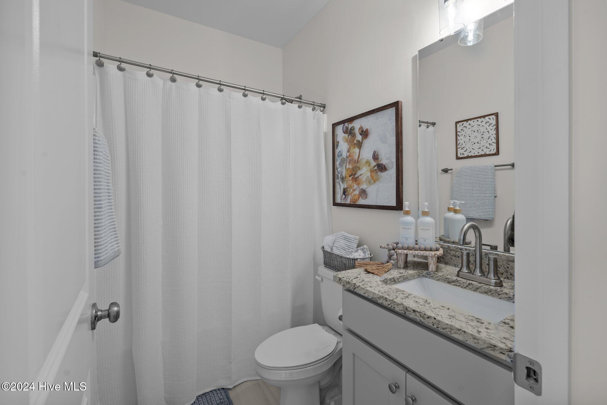 2201 Dartford Drive A Property Photo 17