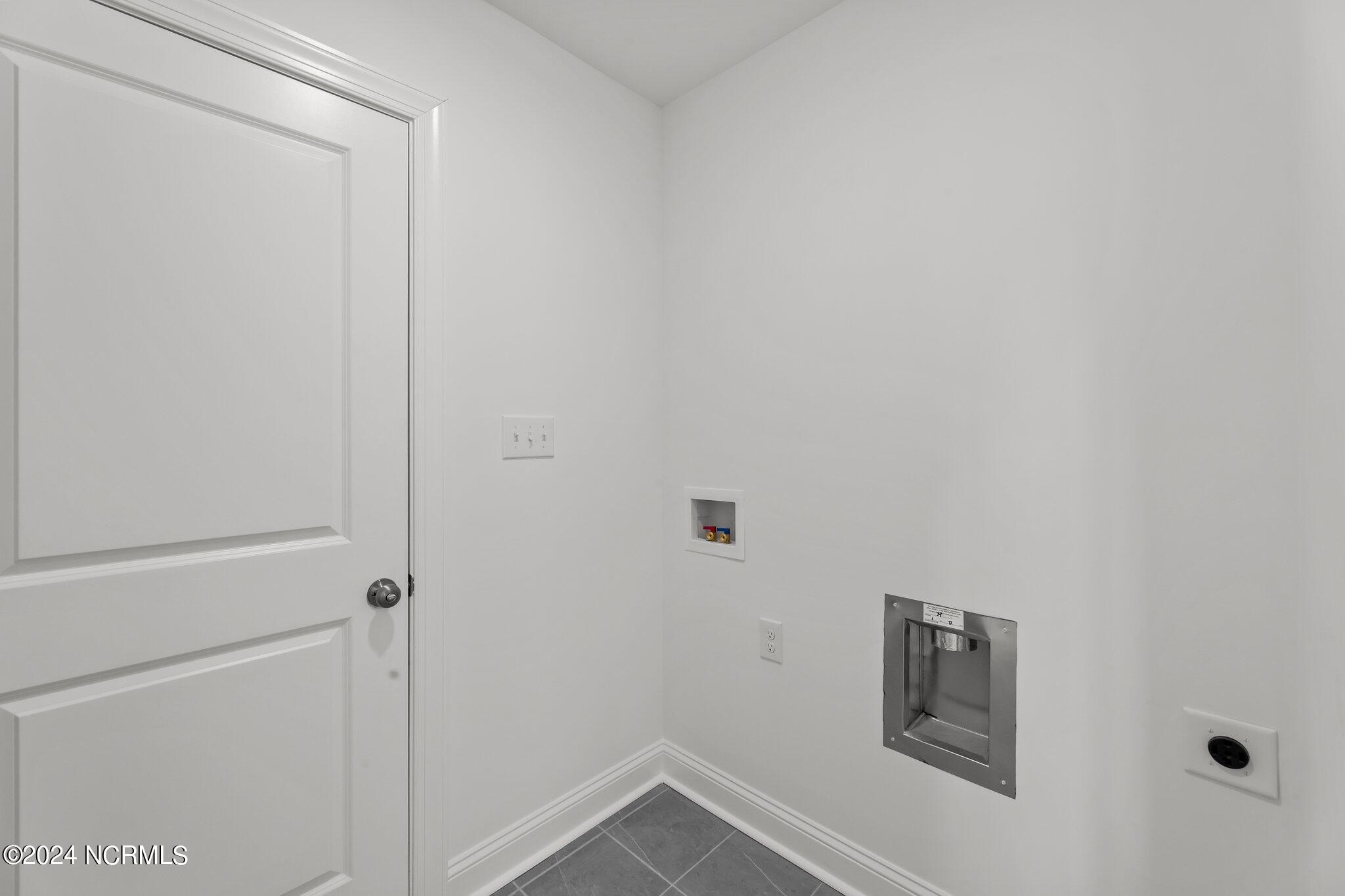 325 Taylorwood Drive Property Photo 38