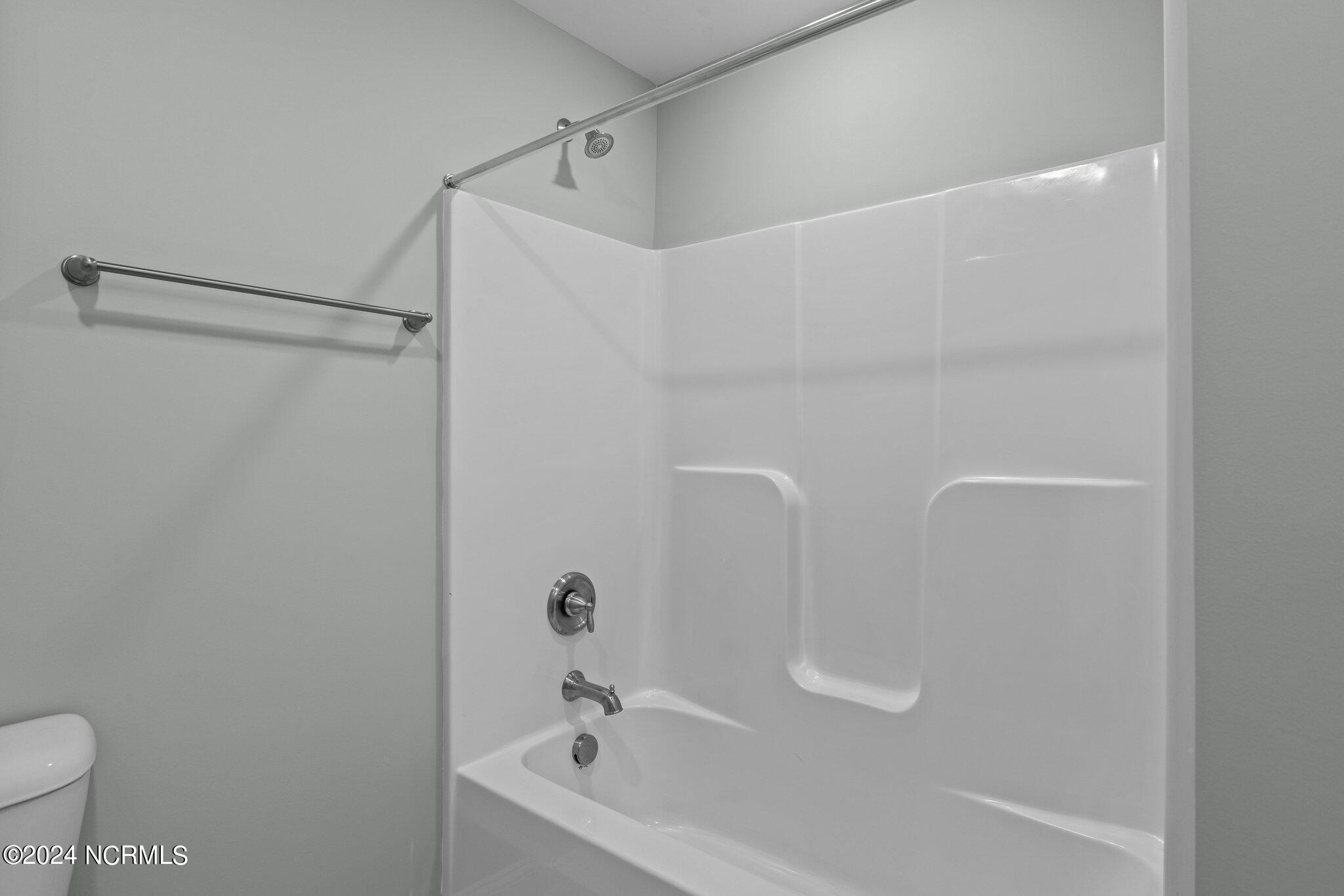 327 Taylorwood Drive Property Photo 28