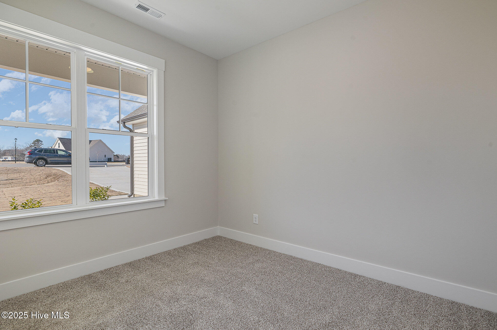 48 Tanseyleaf Drive Property Photo 19