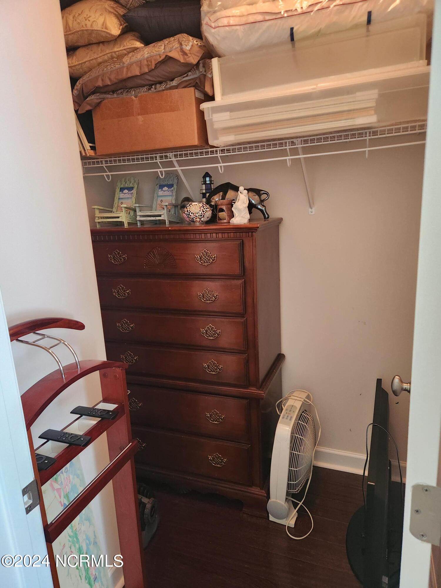 7645 High Market Street Unit 4 Property Photo 15