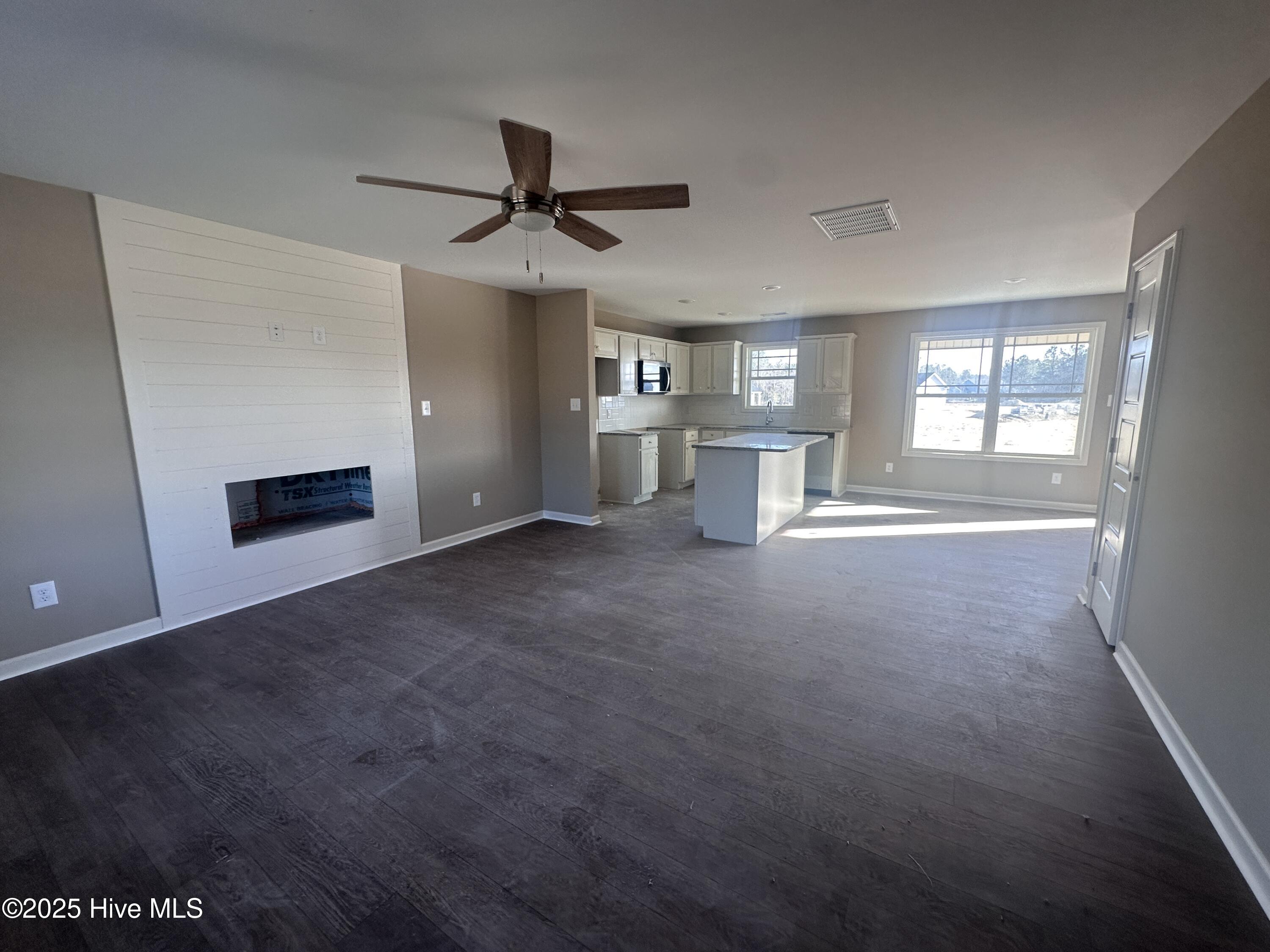212 Tuscany Circle Property Photo 2
