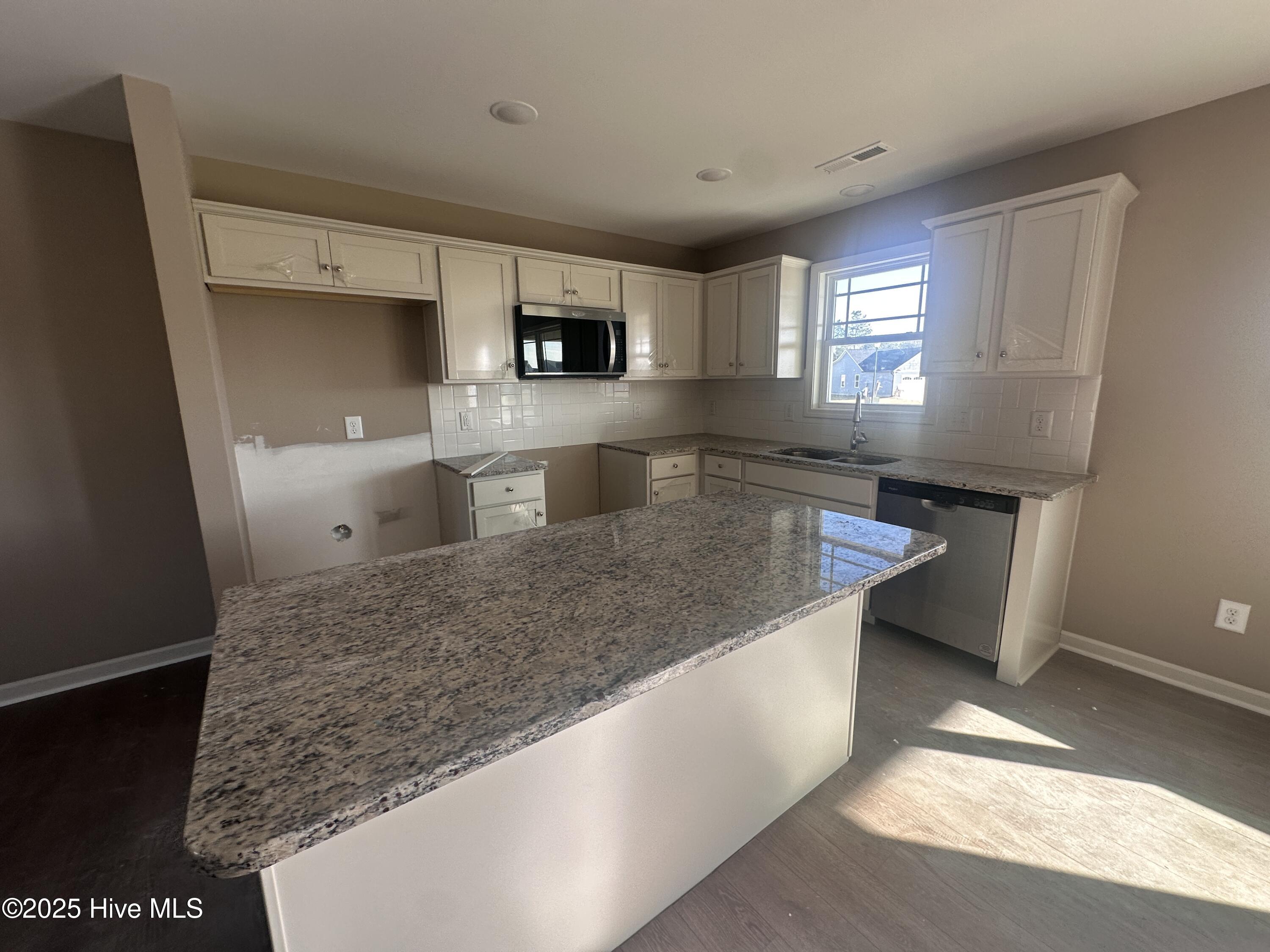 212 Tuscany Circle Property Photo 3