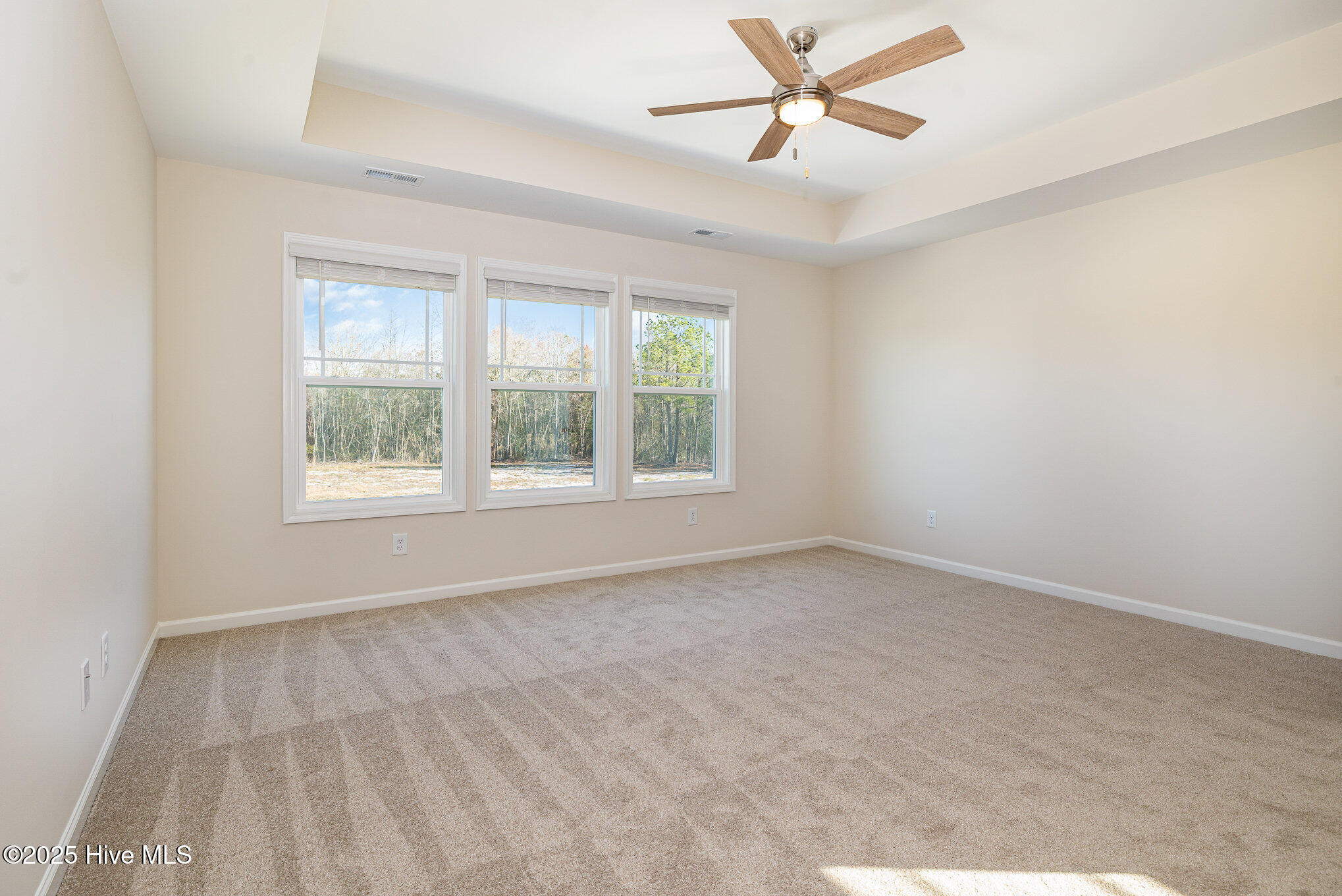 300 Tuscany Circle Property Photo 10