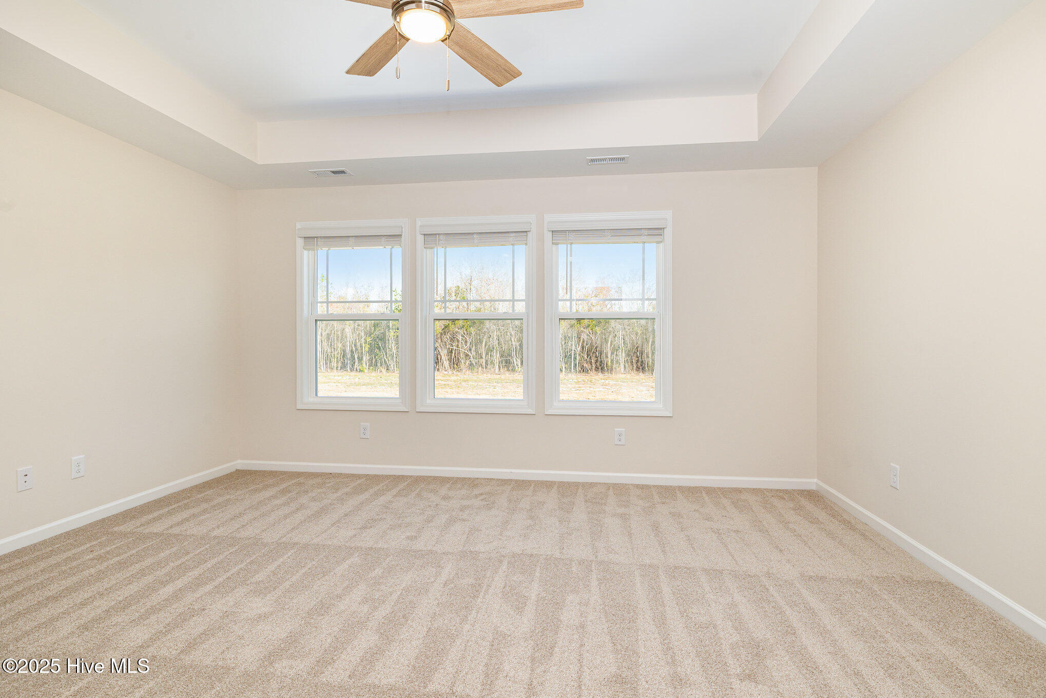300 Tuscany Circle Property Photo 11