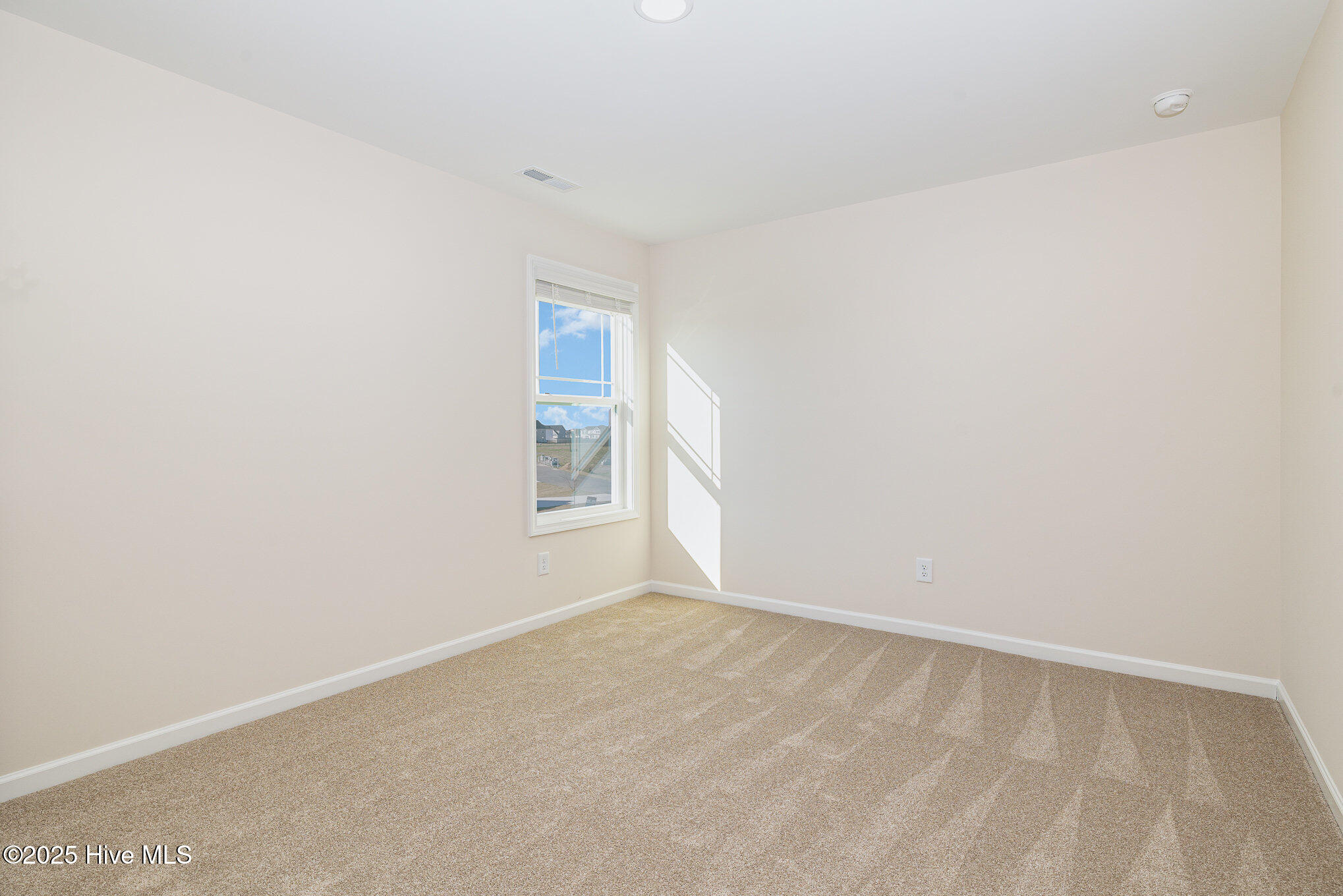 300 Tuscany Circle Property Photo 15