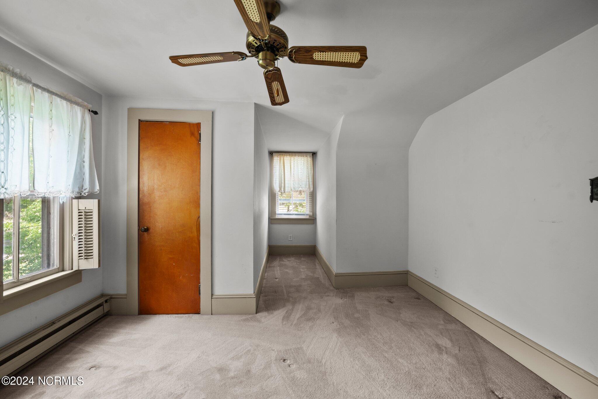 607 N Smithwick Street Property Photo 52