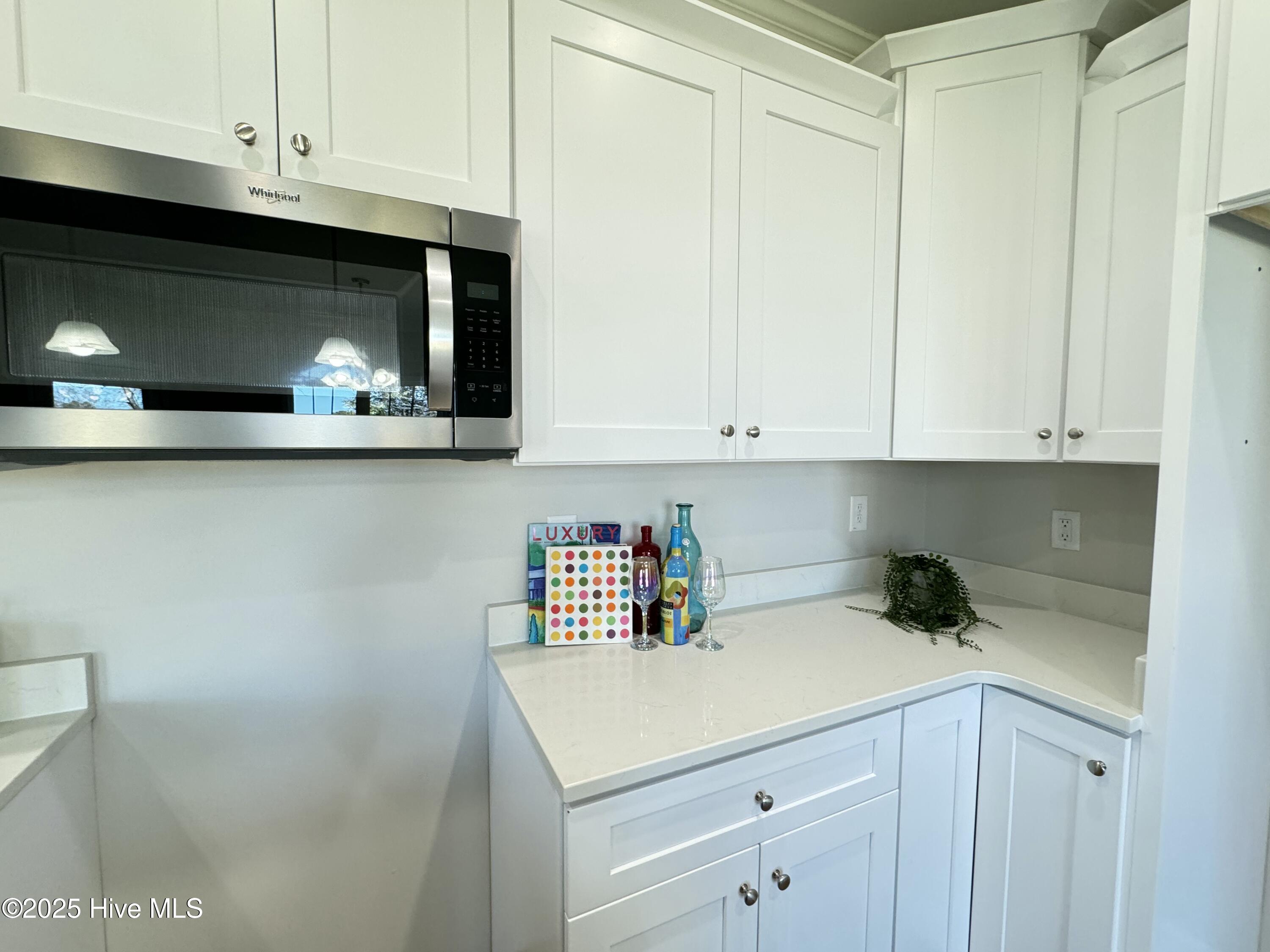 105 W Sillinger Drive Property Photo 16